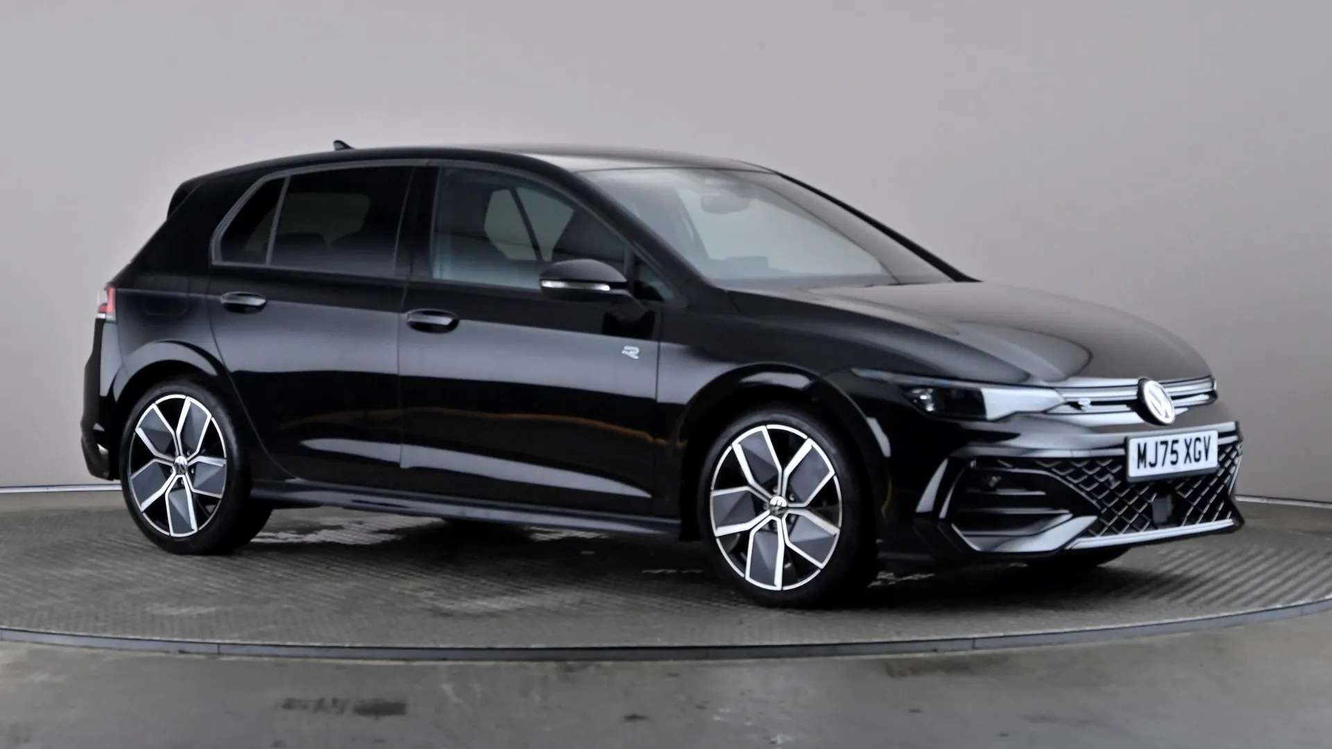 A 2025 VOLKSWAGEN GOLF 1.5 eTSI 150 Black Edition DSG A 2025 VOLKSWAGEN GOLF 1.5 eTSI 150 Black Edition DSG