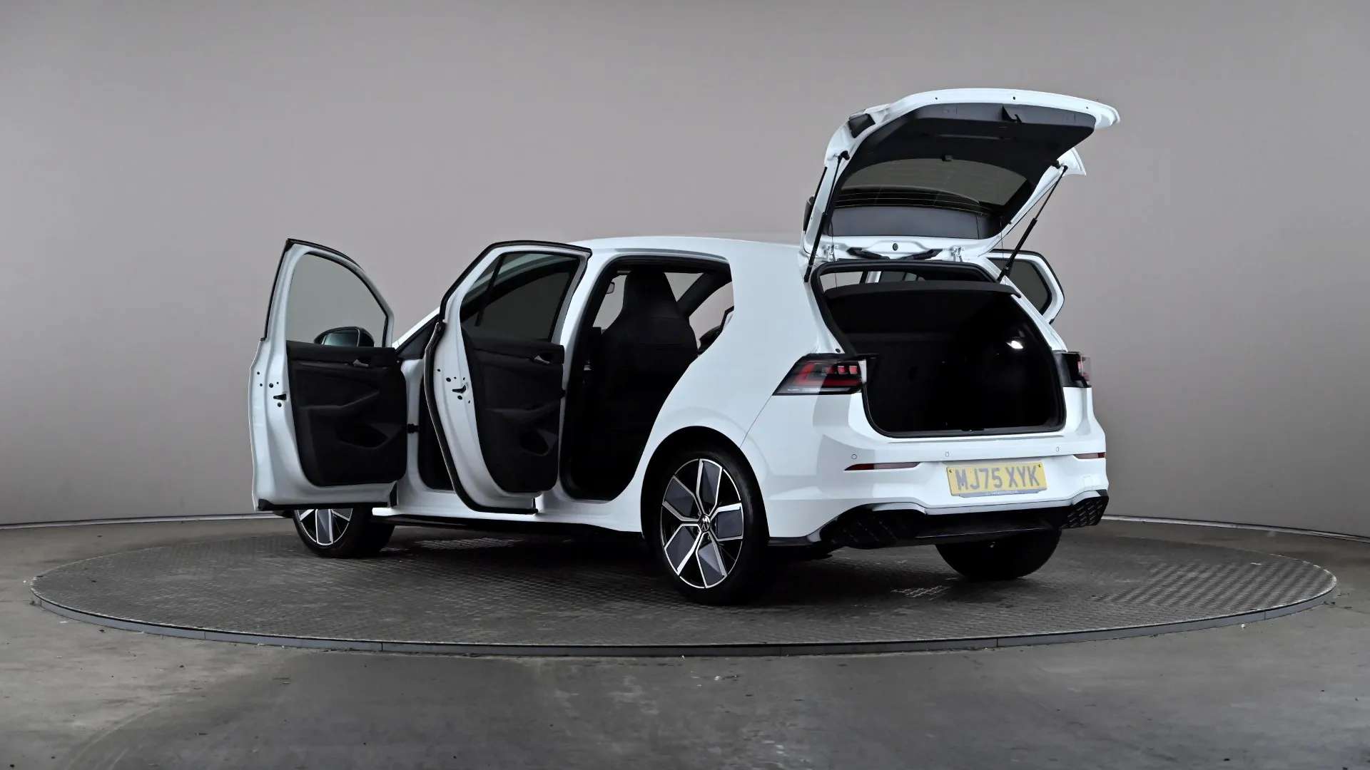 2025 VOLKSWAGEN GOLF 2025 VOLKSWAGEN GOLF