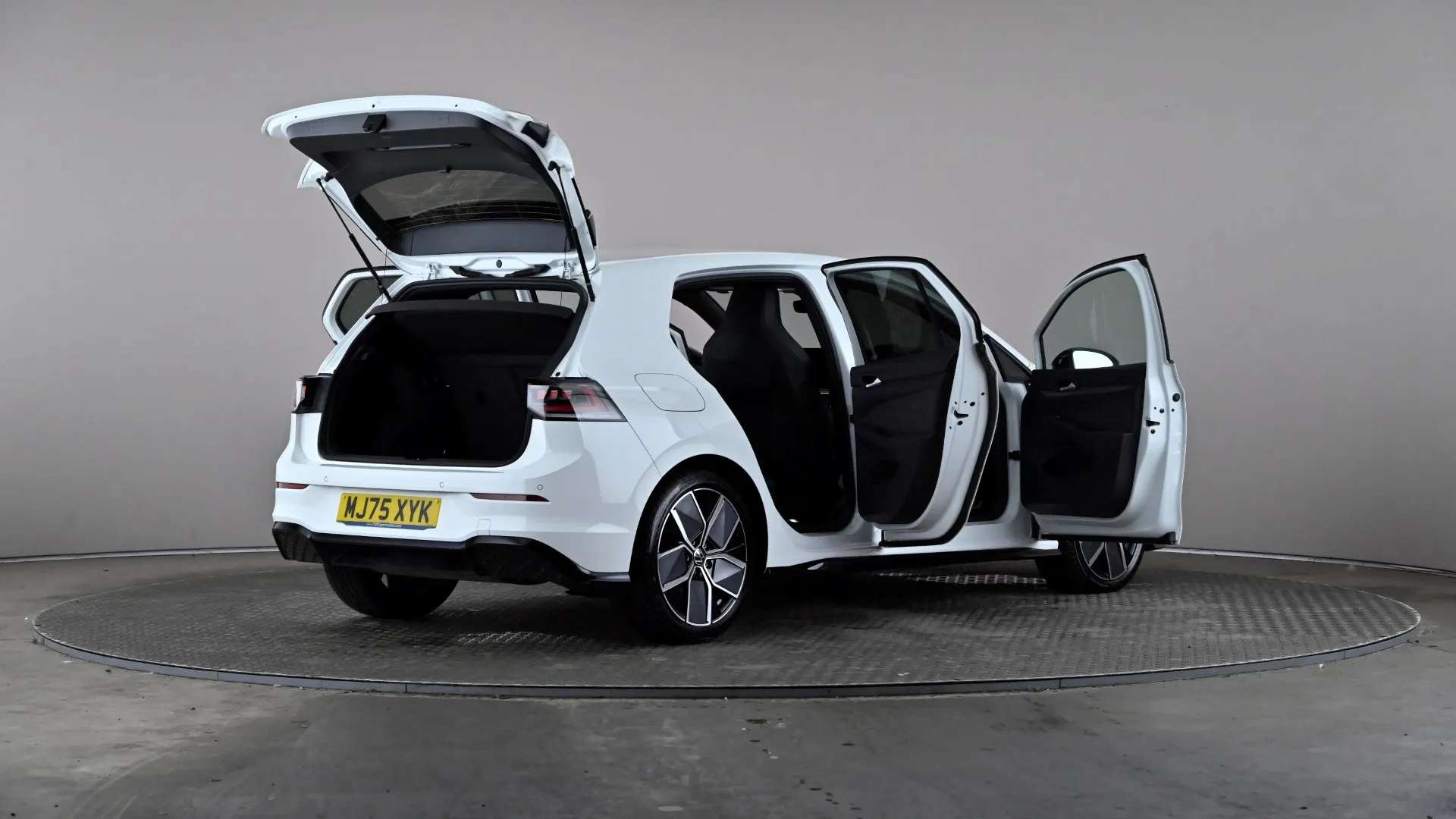 2025 VOLKSWAGEN GOLF 2025 VOLKSWAGEN GOLF