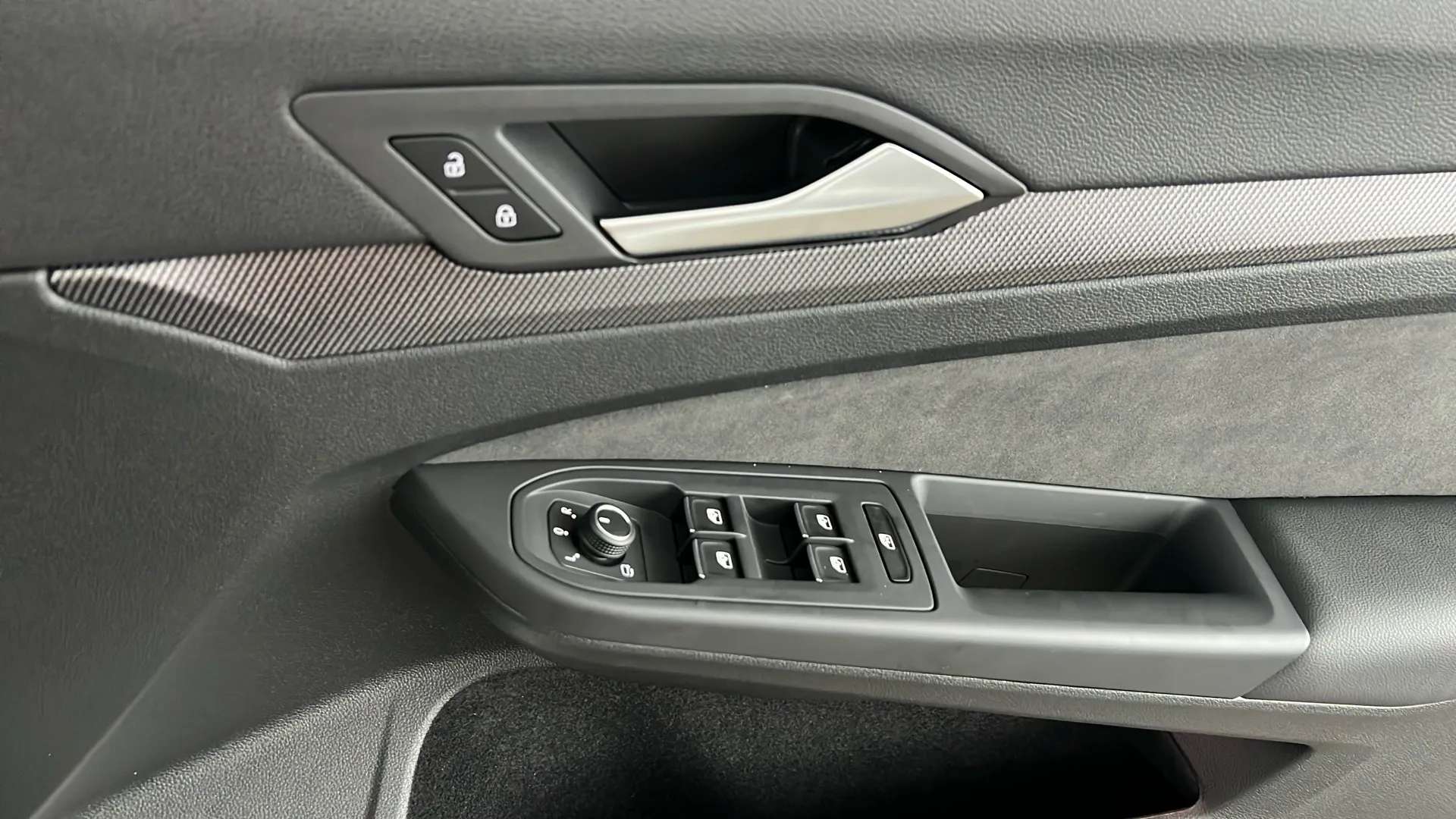 2025 VOLKSWAGEN GOLF 2025 VOLKSWAGEN GOLF