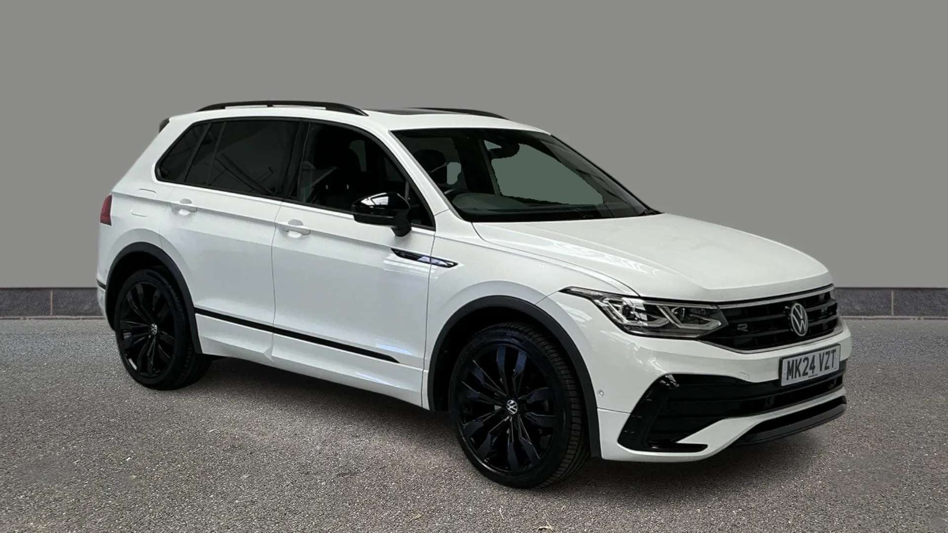 A 2024 VOLKSWAGEN TIGUAN 1.5 TSI 150 Black Edition DSG A 2024 VOLKSWAGEN TIGUAN 1.5 TSI 150 Black Edition DSG