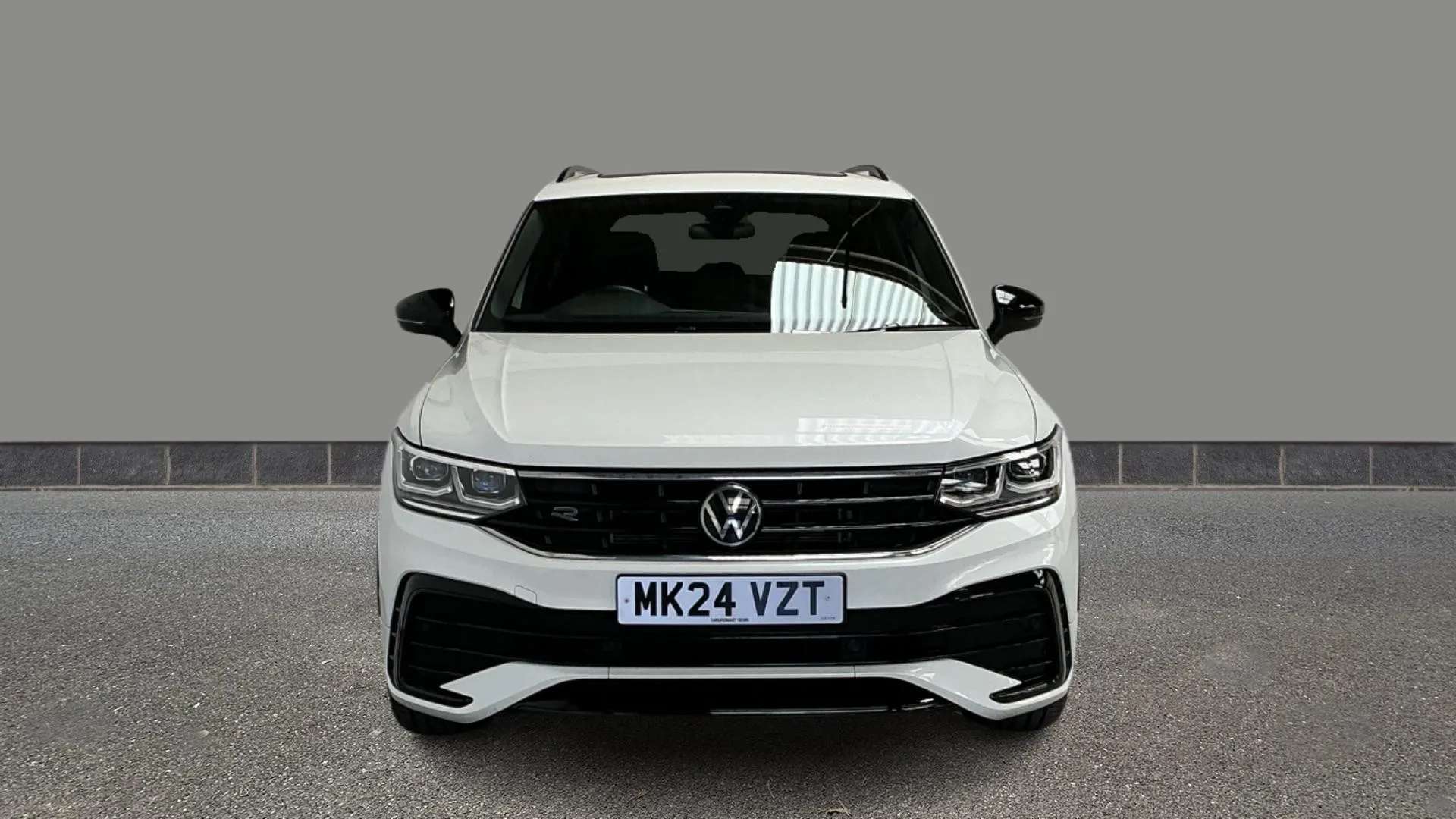 A 2024 VOLKSWAGEN TIGUAN 1.5 TSI 150 Black Edition DSG A 2024 VOLKSWAGEN TIGUAN 1.5 TSI 150 Black Edition DSG