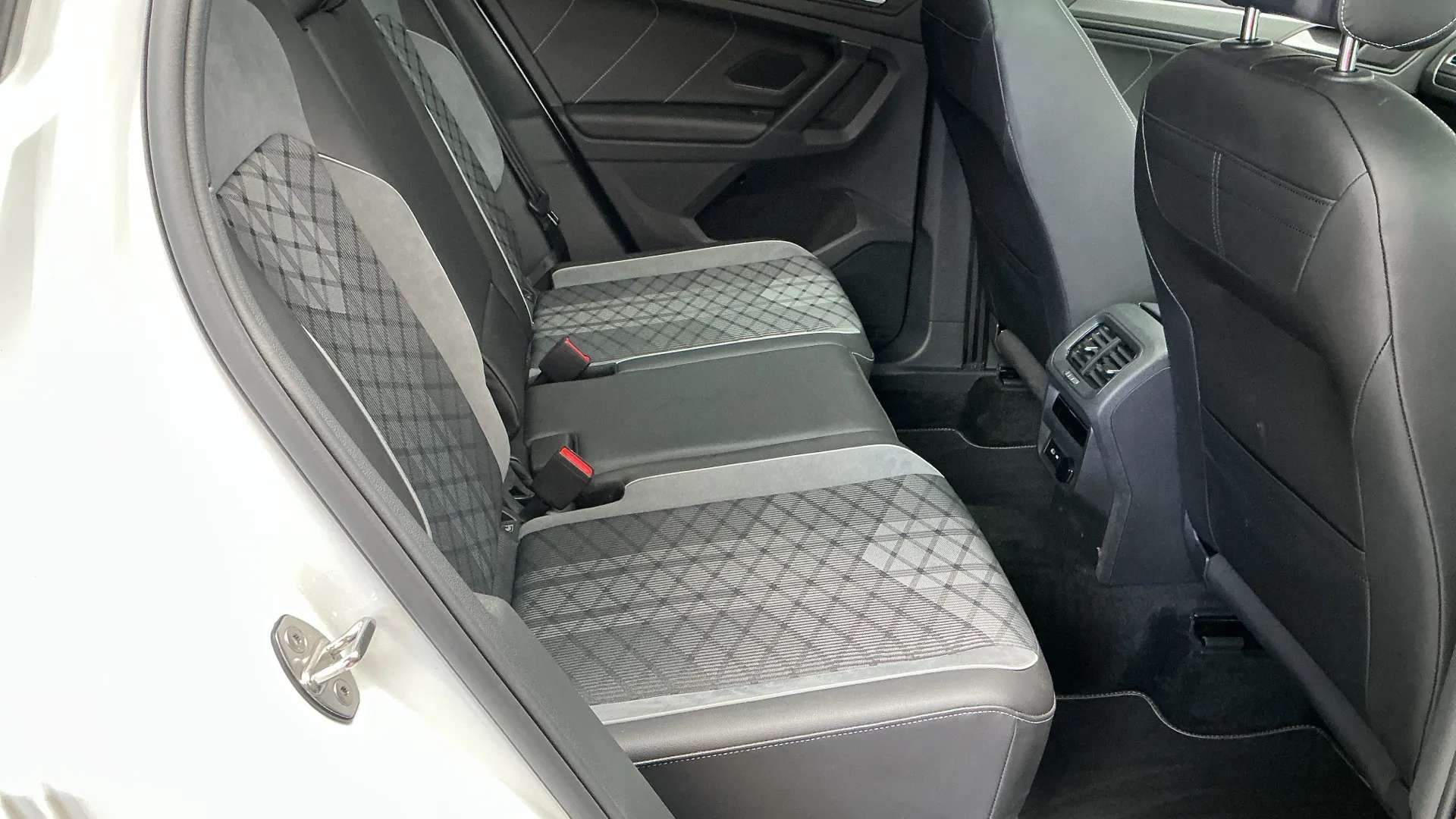 2024 VOLKSWAGEN TIGUAN 2024 VOLKSWAGEN TIGUAN
