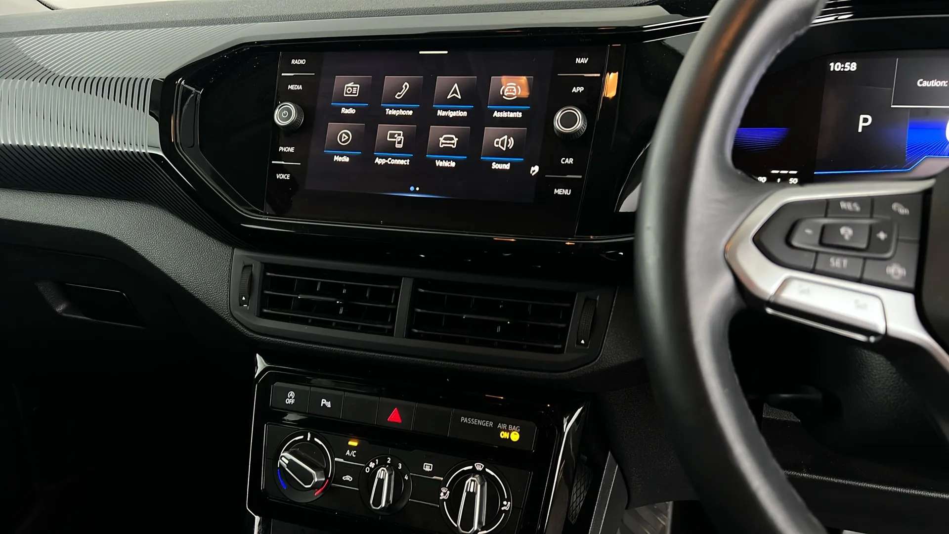 2024 VOLKSWAGEN T-CROSS 2024 VOLKSWAGEN T-CROSS