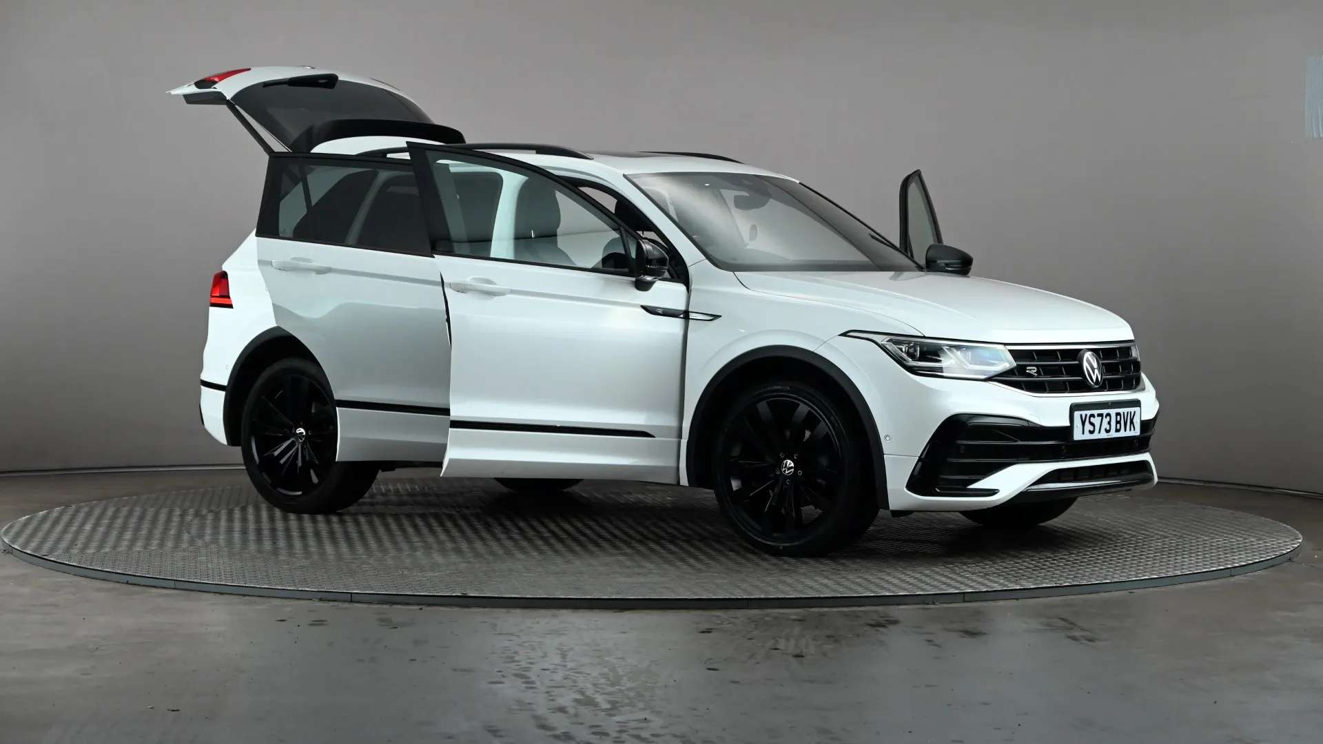 2023 VOLKSWAGEN TIGUAN 2023 VOLKSWAGEN TIGUAN