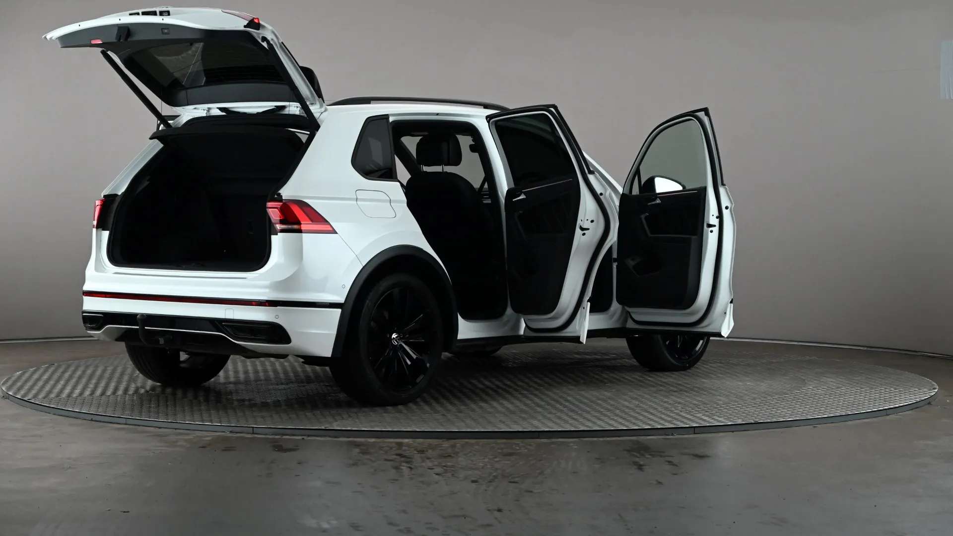 2023 VOLKSWAGEN TIGUAN 2023 VOLKSWAGEN TIGUAN