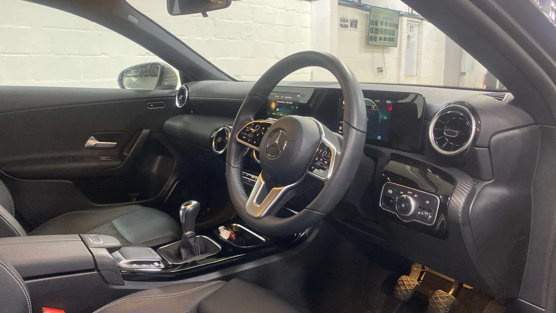 A 2021 MERCEDES-BENZ A CLASS A180 SE A 2021 MERCEDES-BENZ A CLASS A180 SE