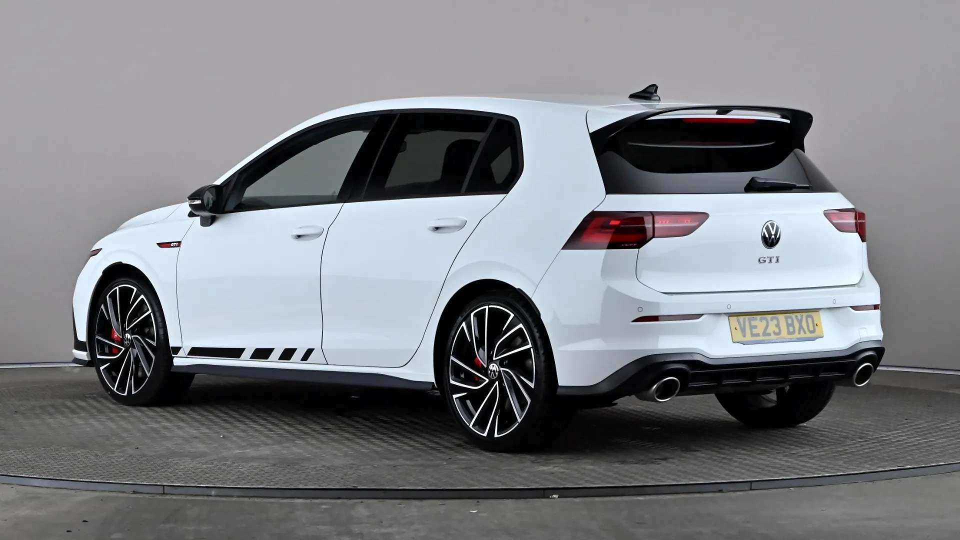 A 2023 VOLKSWAGEN GOLF 2.0 TSI 300 GTI Clubsport DSG A 2023 VOLKSWAGEN GOLF 2.0 TSI 300 GTI Clubsport DSG