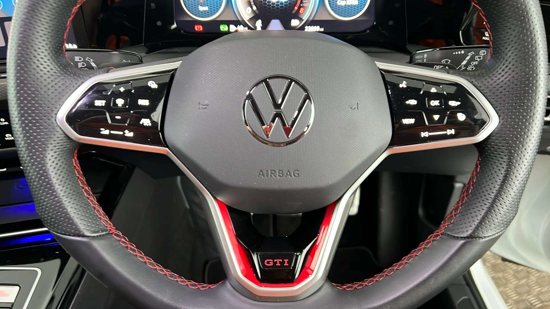 2023 VOLKSWAGEN GOLF 2023 VOLKSWAGEN GOLF