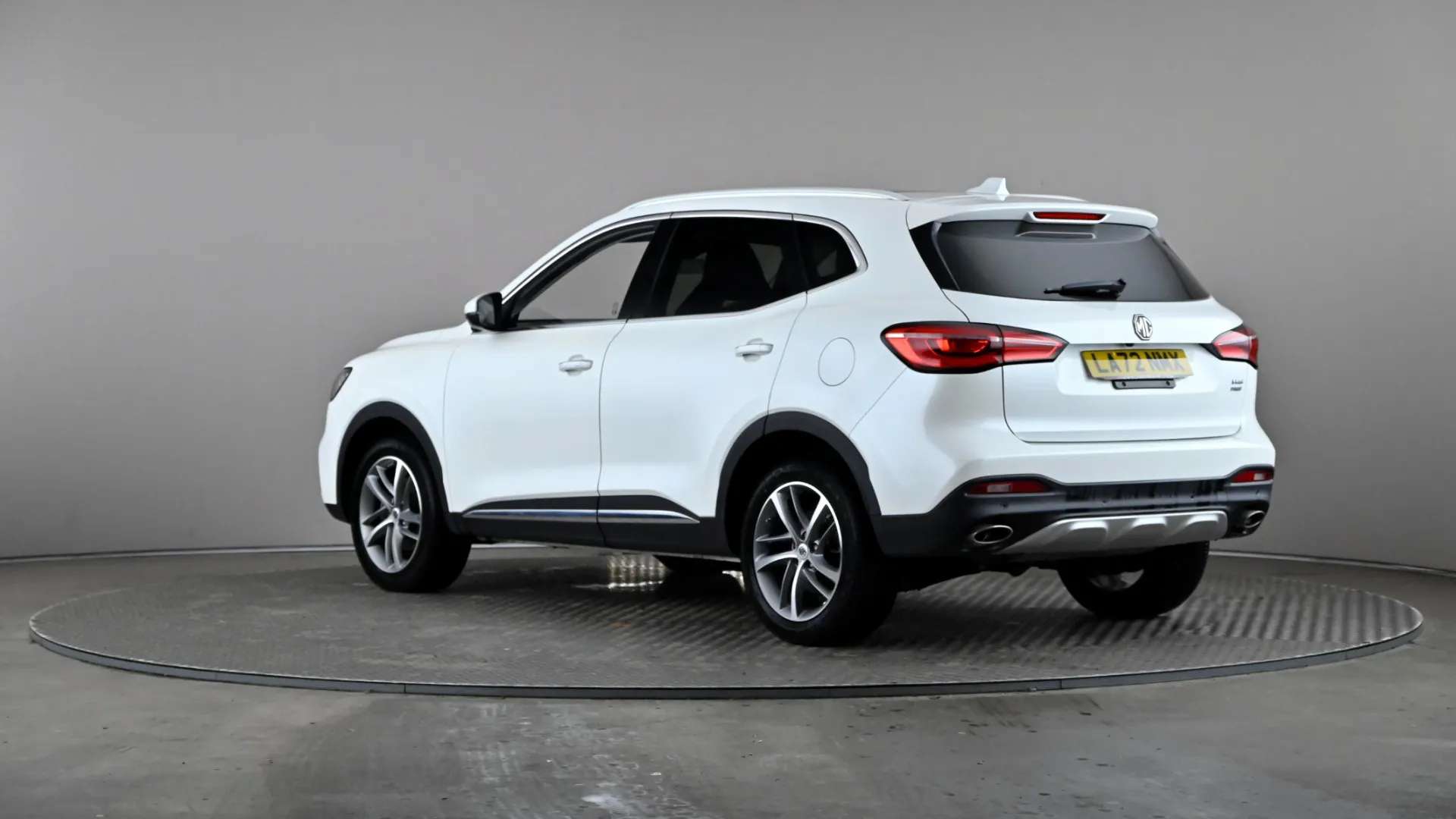 A 2022 MG MOTOR UK HS 1.5 T-GDI PHEV Exclusive Auto A 2022 MG MOTOR UK HS 1.5 T-GDI PHEV Exclusive Auto