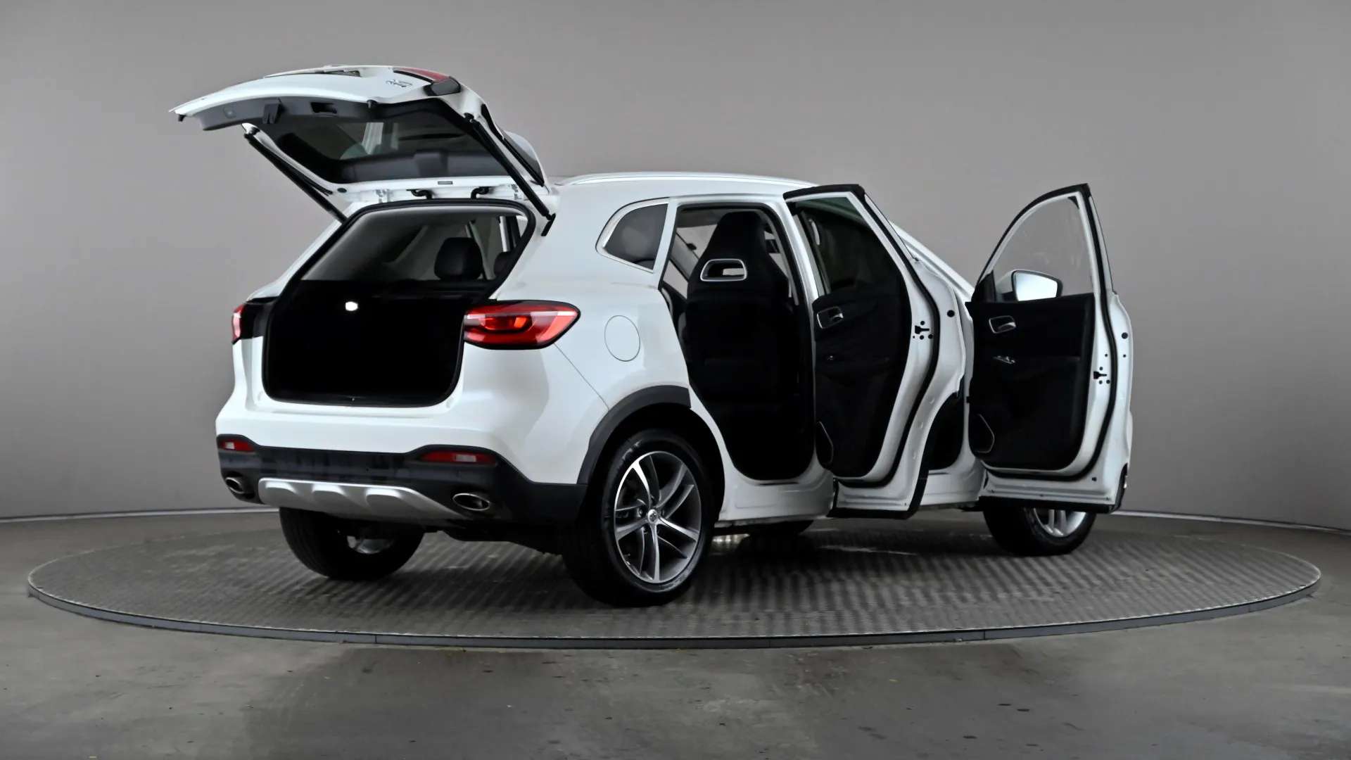 2022 MG MOTOR UK HS 2022 MG MOTOR UK HS