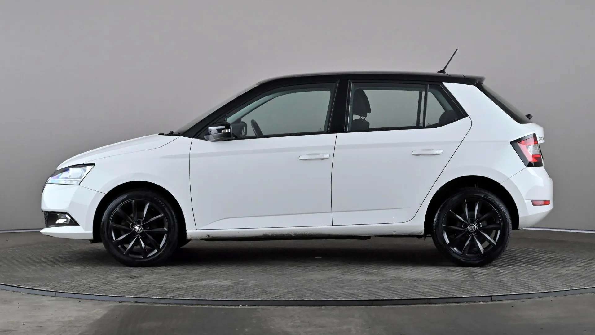 A 2020 SKODA FABIA 1.0 TSI Colour Edition A 2020 SKODA FABIA 1.0 TSI Colour Edition