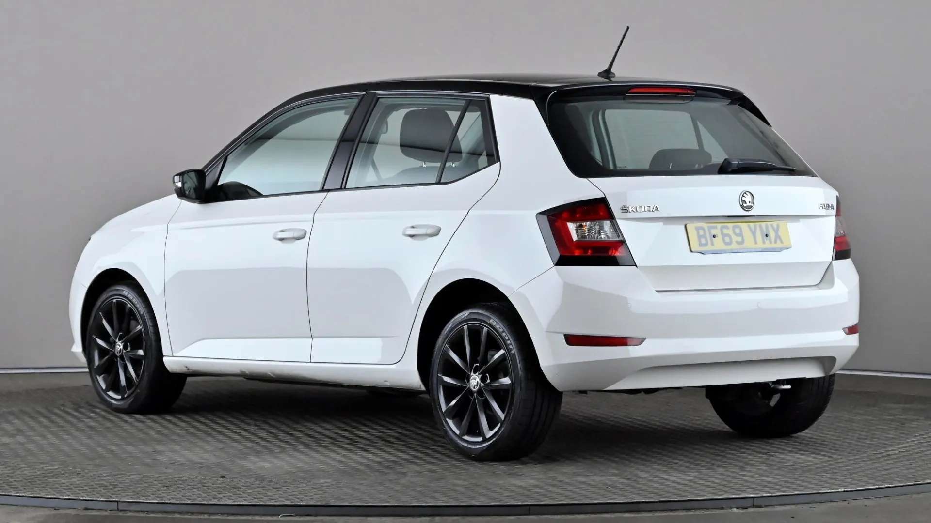 A 2020 SKODA FABIA 1.0 TSI Colour Edition A 2020 SKODA FABIA 1.0 TSI Colour Edition