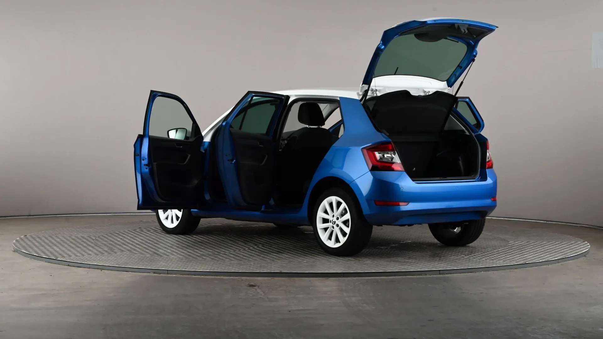 2018 SKODA FABIA 2018 SKODA FABIA