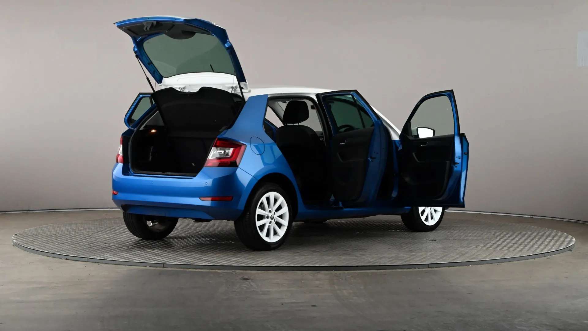 2018 SKODA FABIA 2018 SKODA FABIA