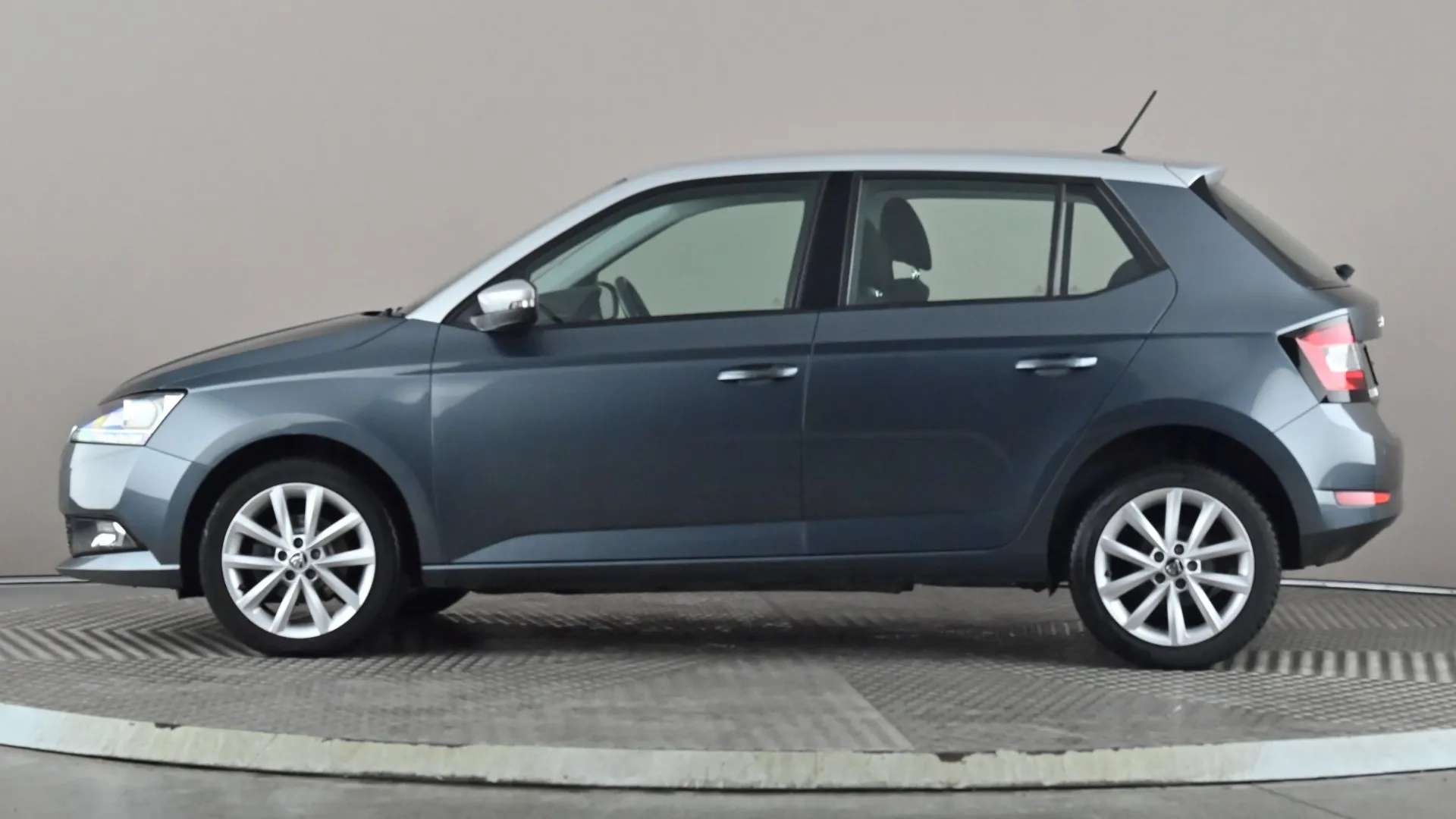 A 2020 SKODA FABIA 1.0 TSI Colour Edition A 2020 SKODA FABIA 1.0 TSI Colour Edition