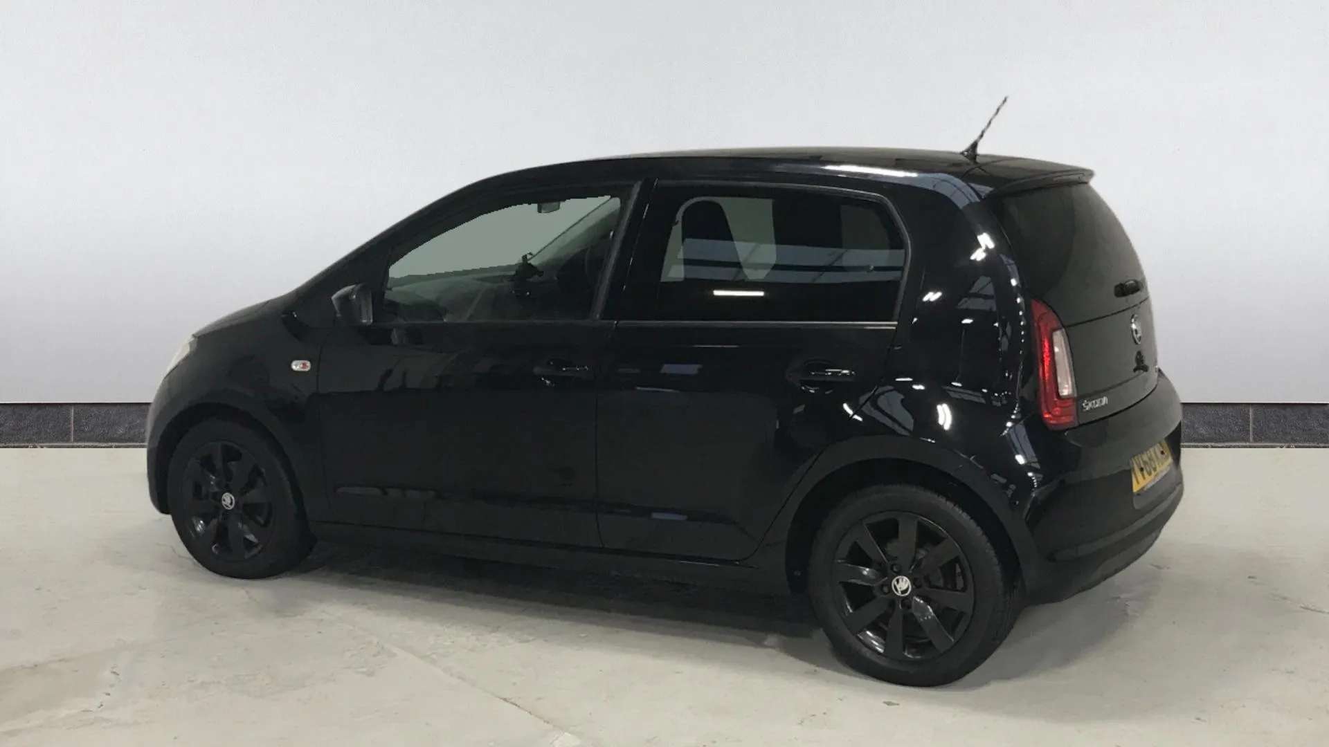 A 2019 SKODA CITIGO 1.0 MPI GreenTech Colour Edition A 2019 SKODA CITIGO 1.0 MPI GreenTech Colour Edition