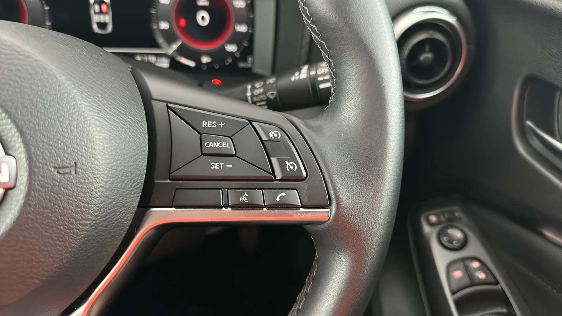 2024 NISSAN JUKE 2024 NISSAN JUKE