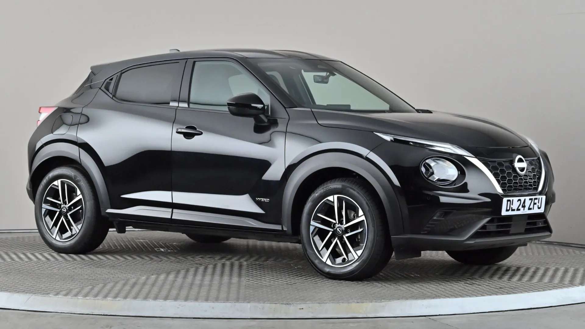 A 2024 NISSAN JUKE 1.6 Hybrid N-Connecta Auto A 2024 NISSAN JUKE 1.6 Hybrid N-Connecta Auto