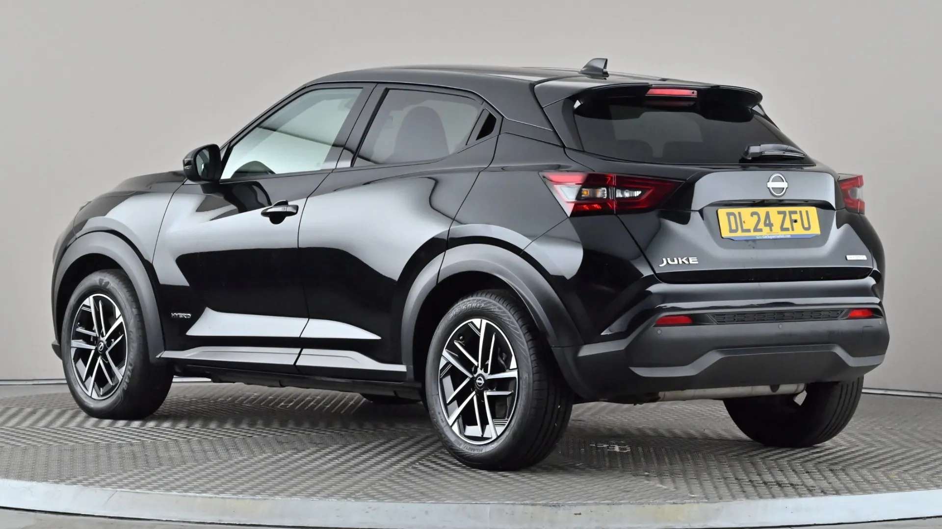 A 2024 NISSAN JUKE 1.6 Hybrid N-Connecta Auto A 2024 NISSAN JUKE 1.6 Hybrid N-Connecta Auto