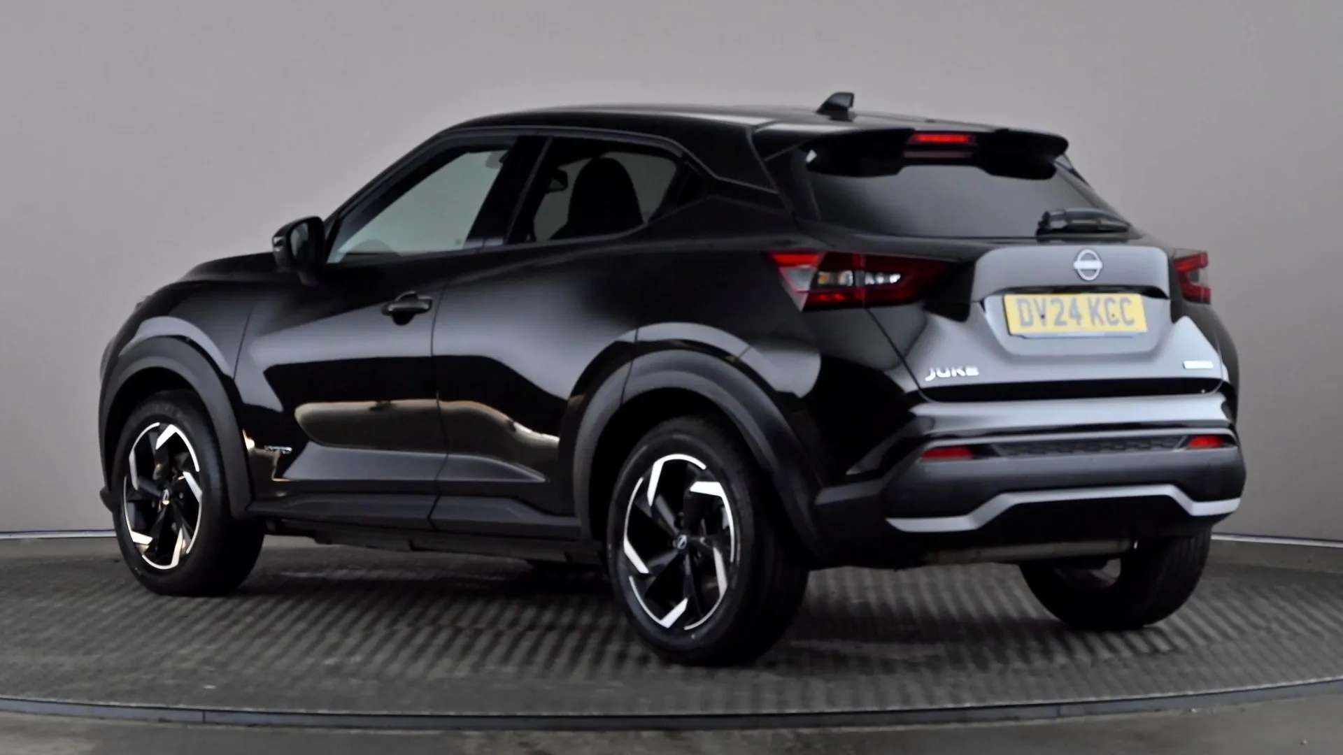 A 2024 NISSAN JUKE 1.6 Hybrid N-Connecta Auto A 2024 NISSAN JUKE 1.6 Hybrid N-Connecta Auto