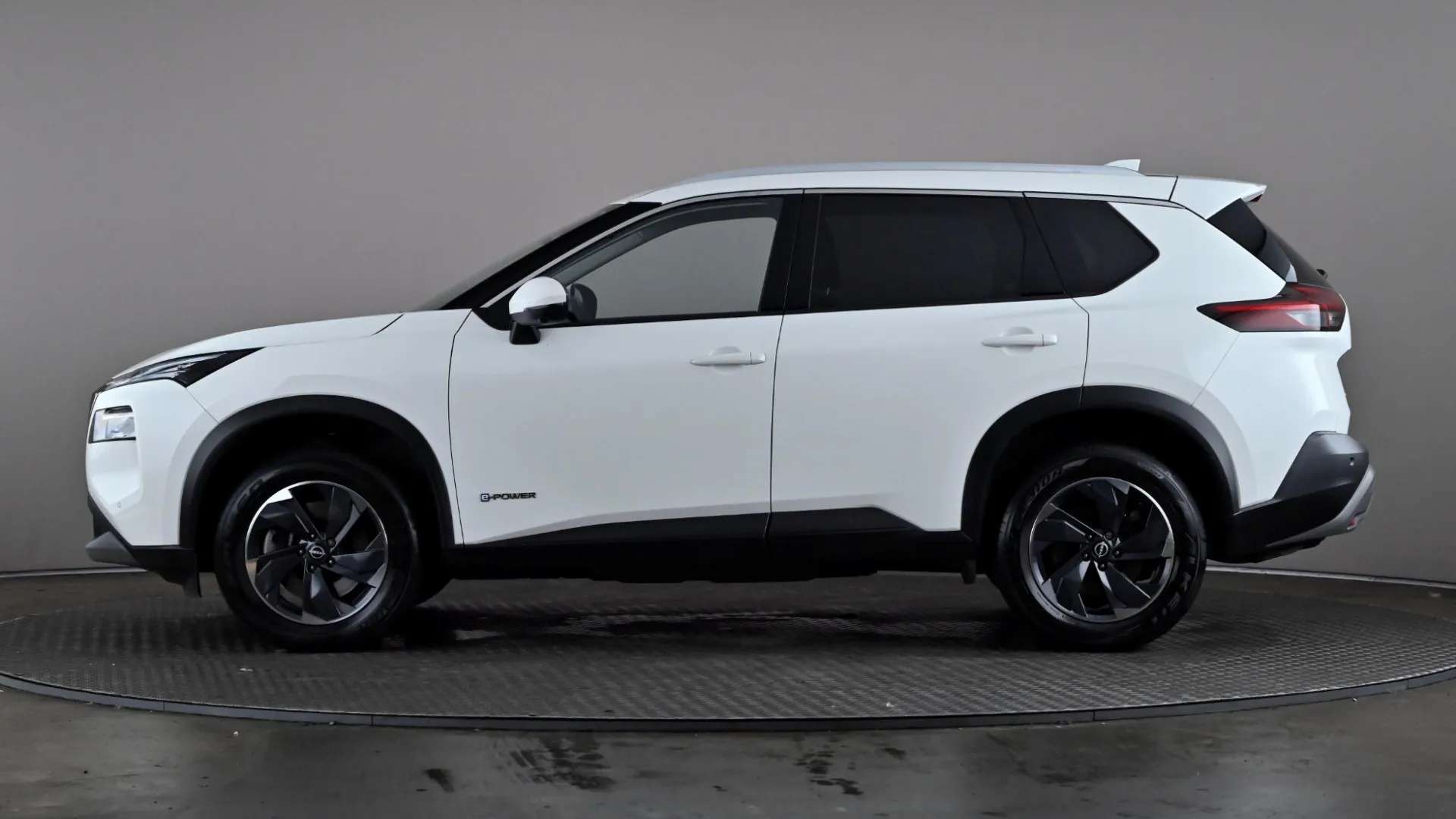 A 2025 NISSAN X-TRAIL 1.5 E-Power E-4orce 213 N-Connecta Auto A 2025 NISSAN X-TRAIL 1.5 E-Power E-4orce 213 N-Connecta Auto