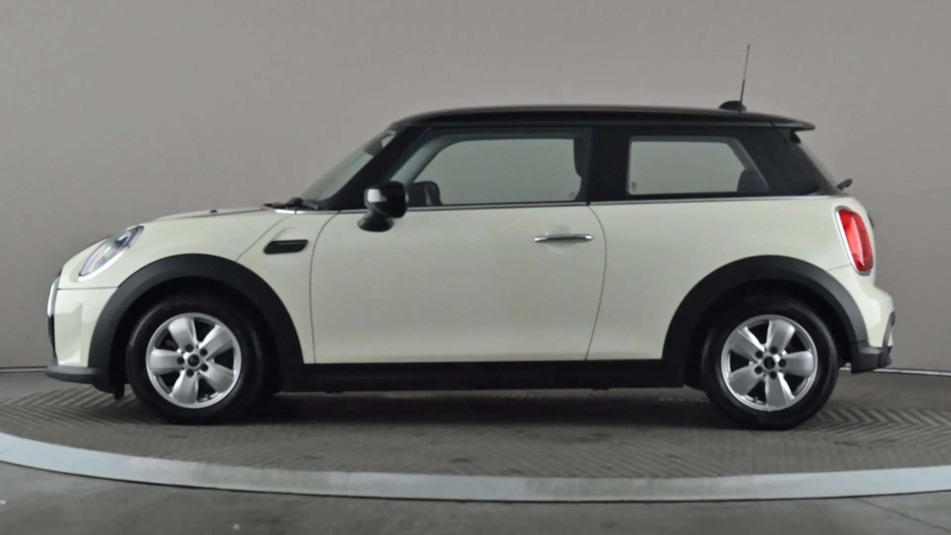 2021 MINI HATCH 2021 MINI HATCH
