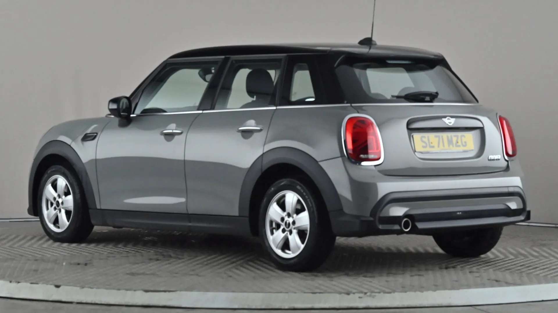 A 2021 MINI HATCH 1.5 Cooper Classic A 2021 MINI HATCH 1.5 Cooper Classic