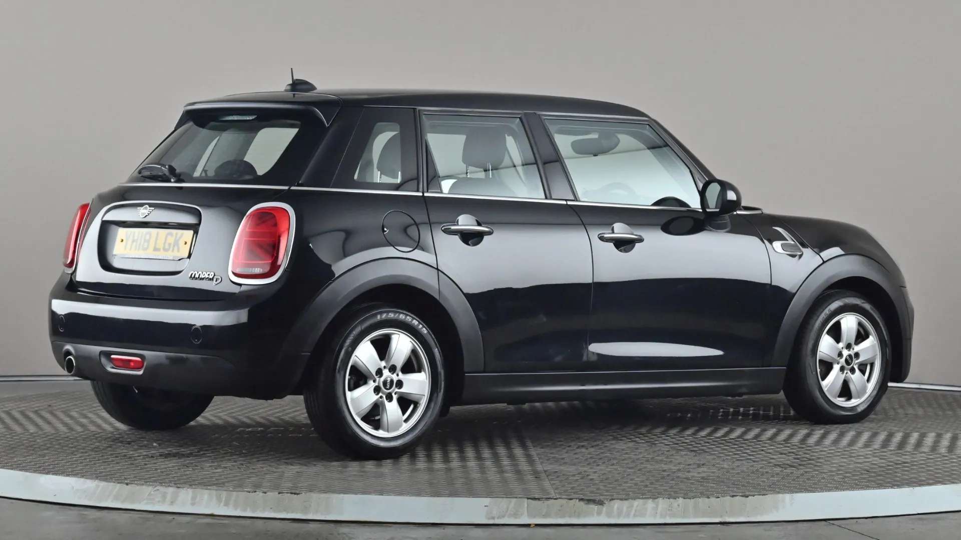 2018 MINI HATCH 2018 MINI HATCH