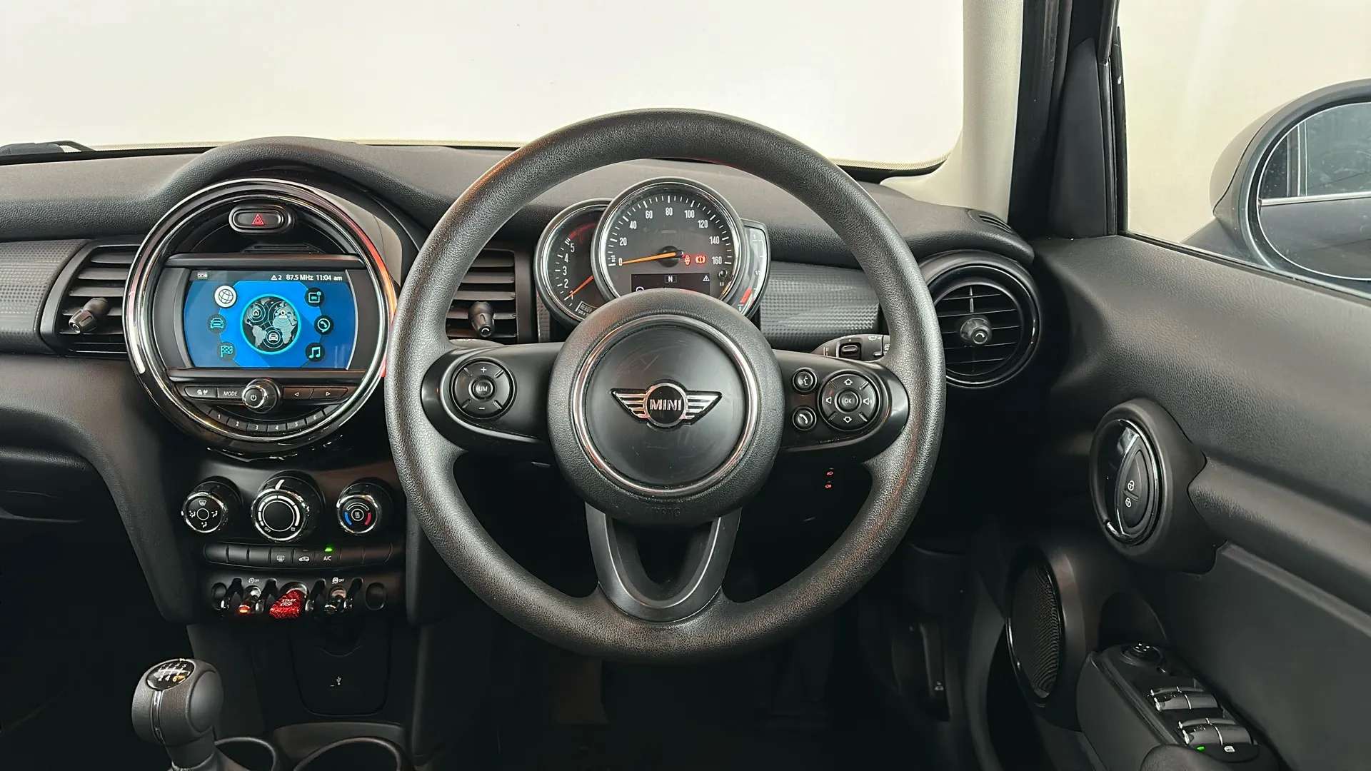 2018 MINI HATCH 2018 MINI HATCH