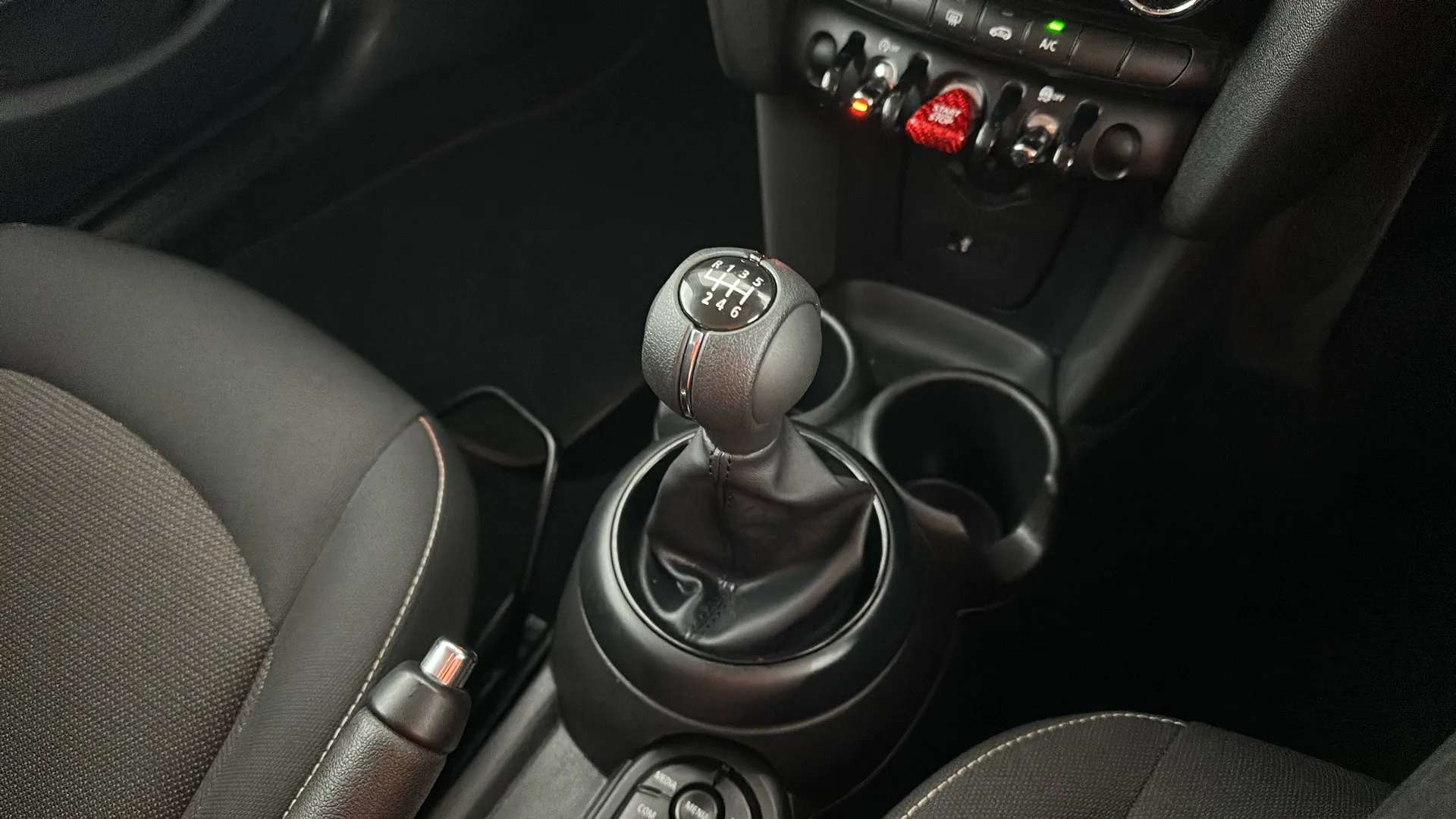 2018 MINI HATCH 2018 MINI HATCH