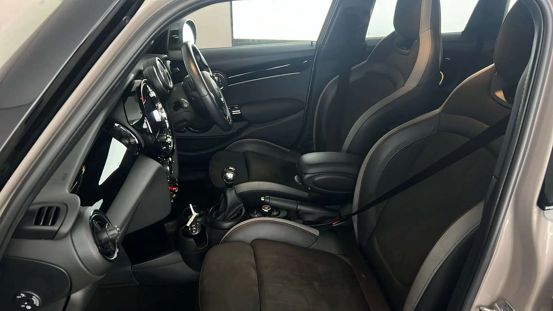 2021 MINI HATCH 2021 MINI HATCH