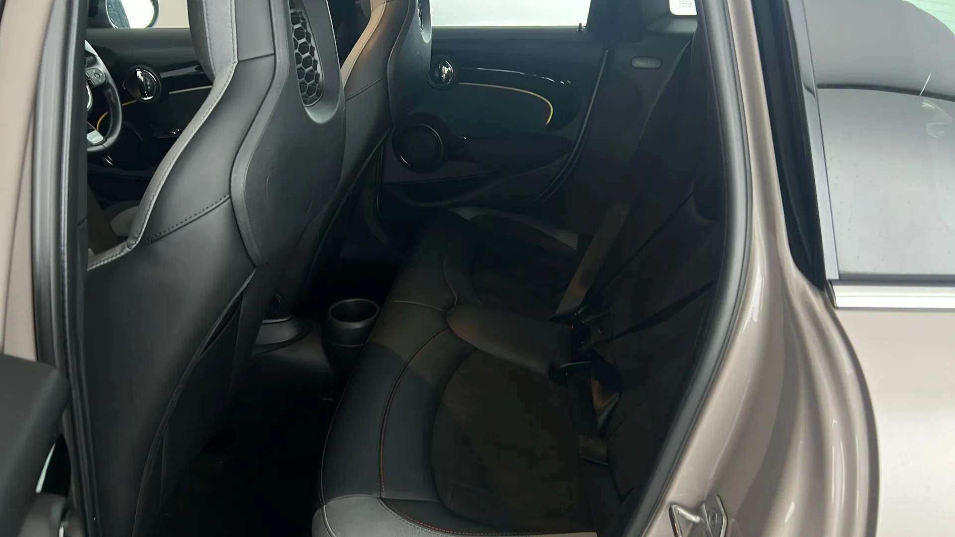 2021 MINI HATCH 2021 MINI HATCH