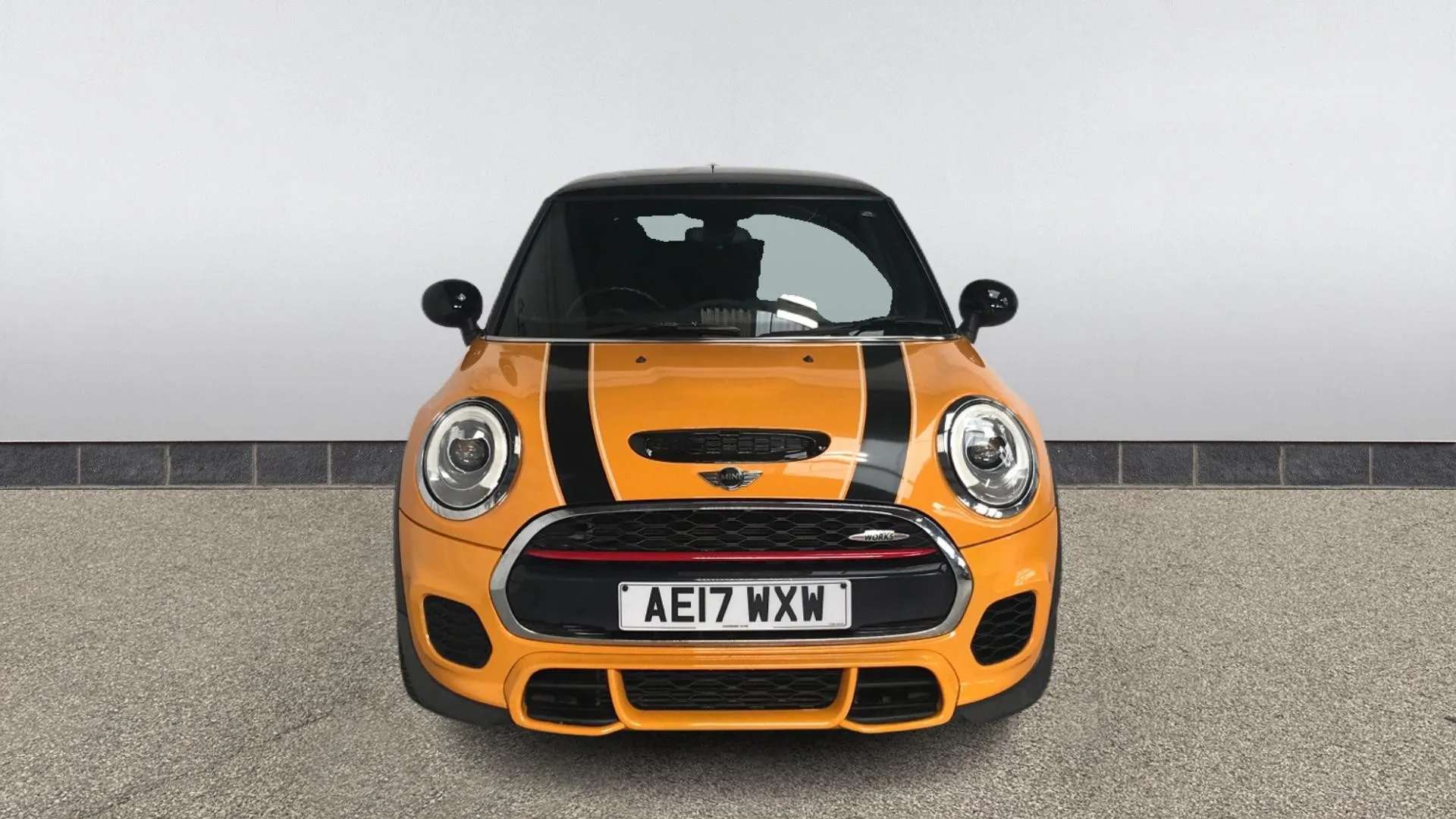A 2017 MINI HATCH 2.0 John Cooper Works A 2017 MINI HATCH 2.0 John Cooper Works