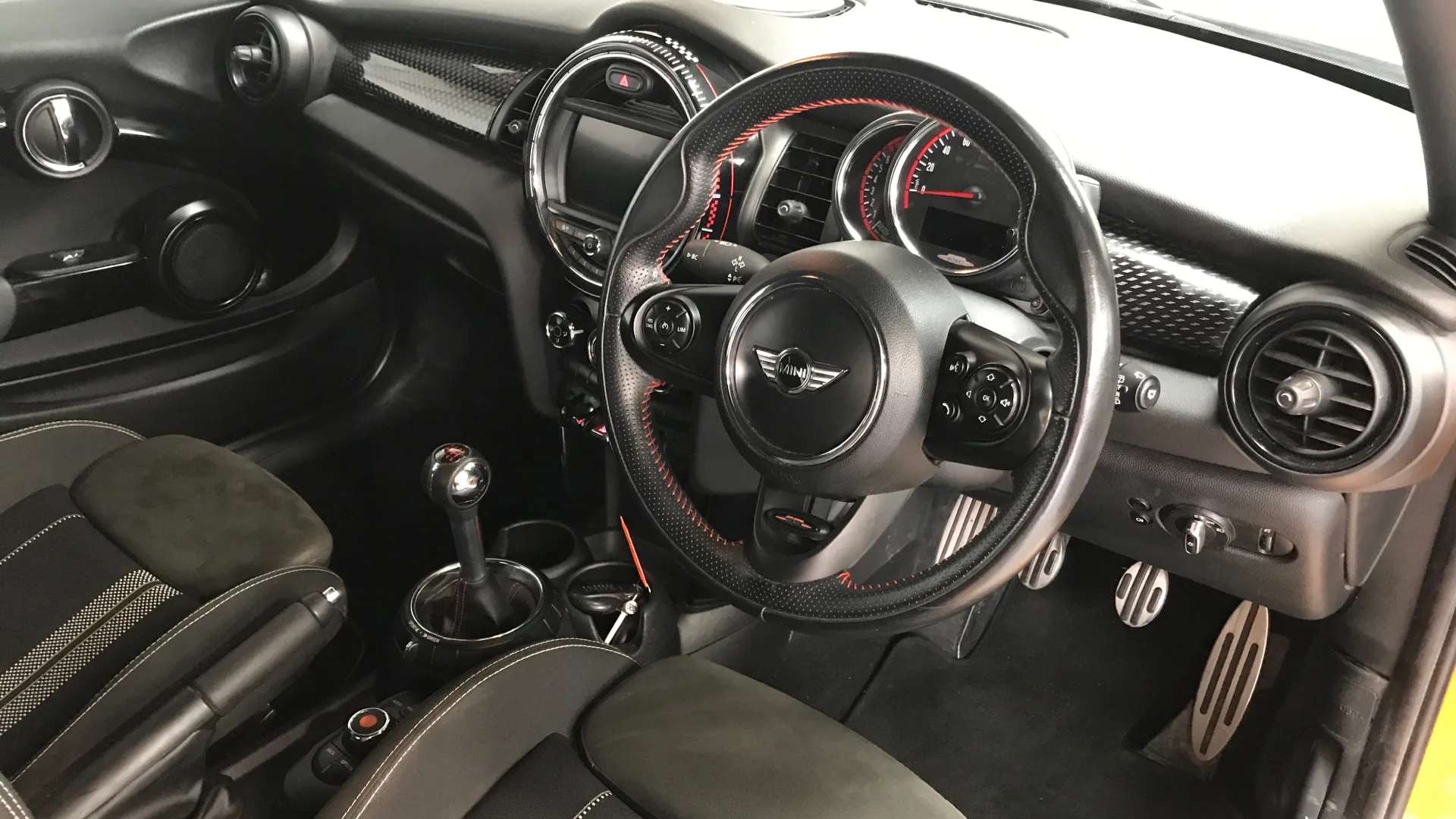 2017 MINI HATCH 2017 MINI HATCH