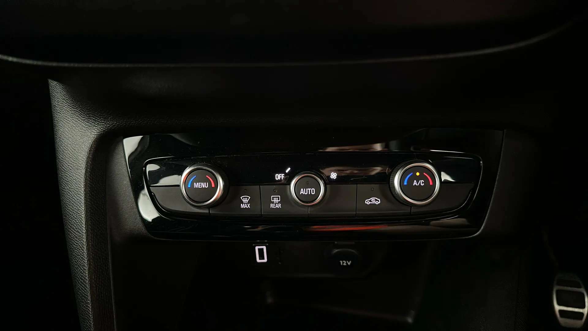 2024 VAUXHALL CORSA 2024 VAUXHALL CORSA
