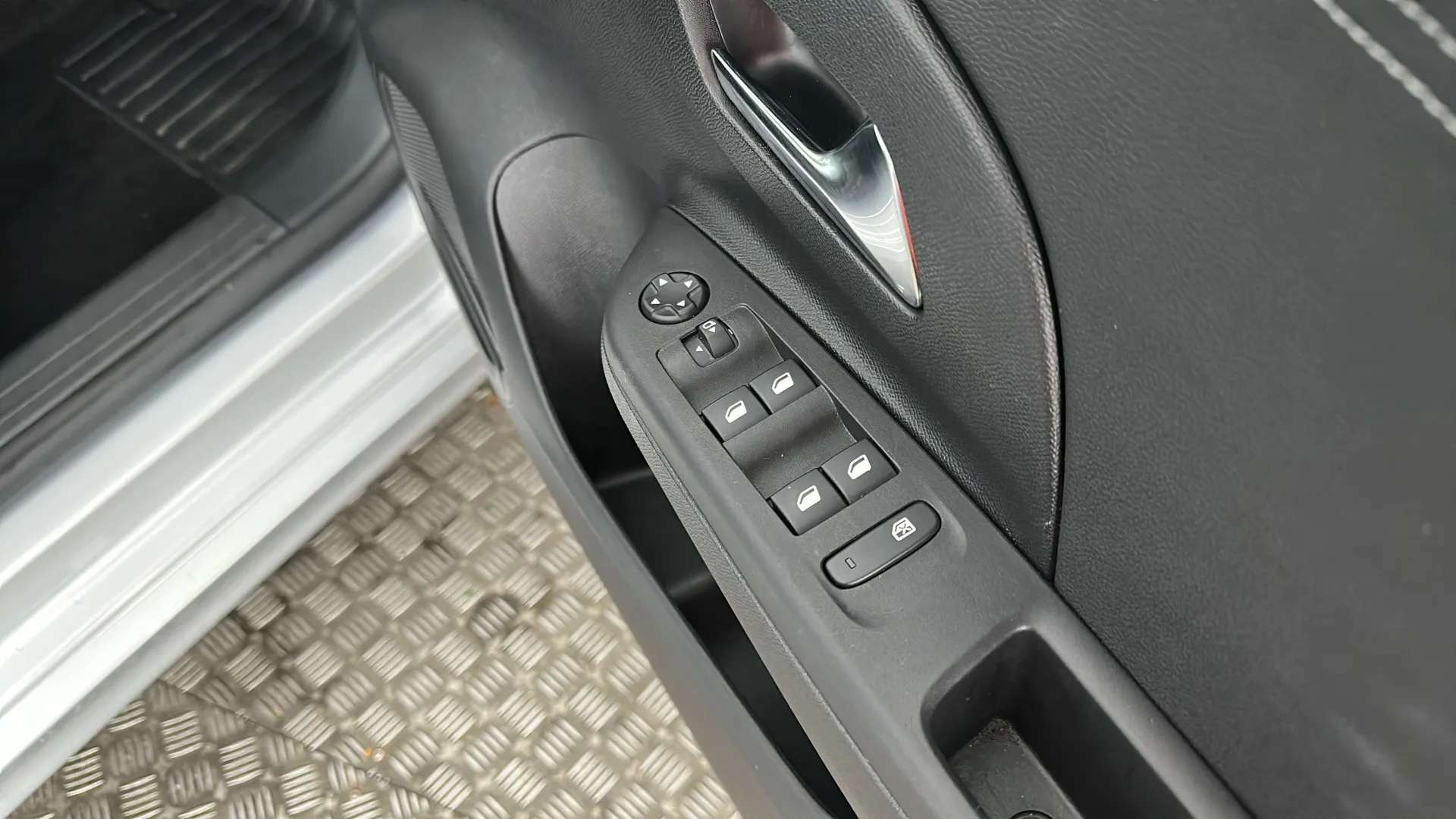 2024 VAUXHALL CORSA 2024 VAUXHALL CORSA