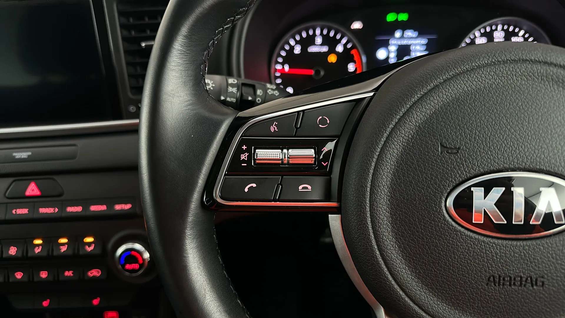 2021 KIA SPORTAGE 2021 KIA SPORTAGE