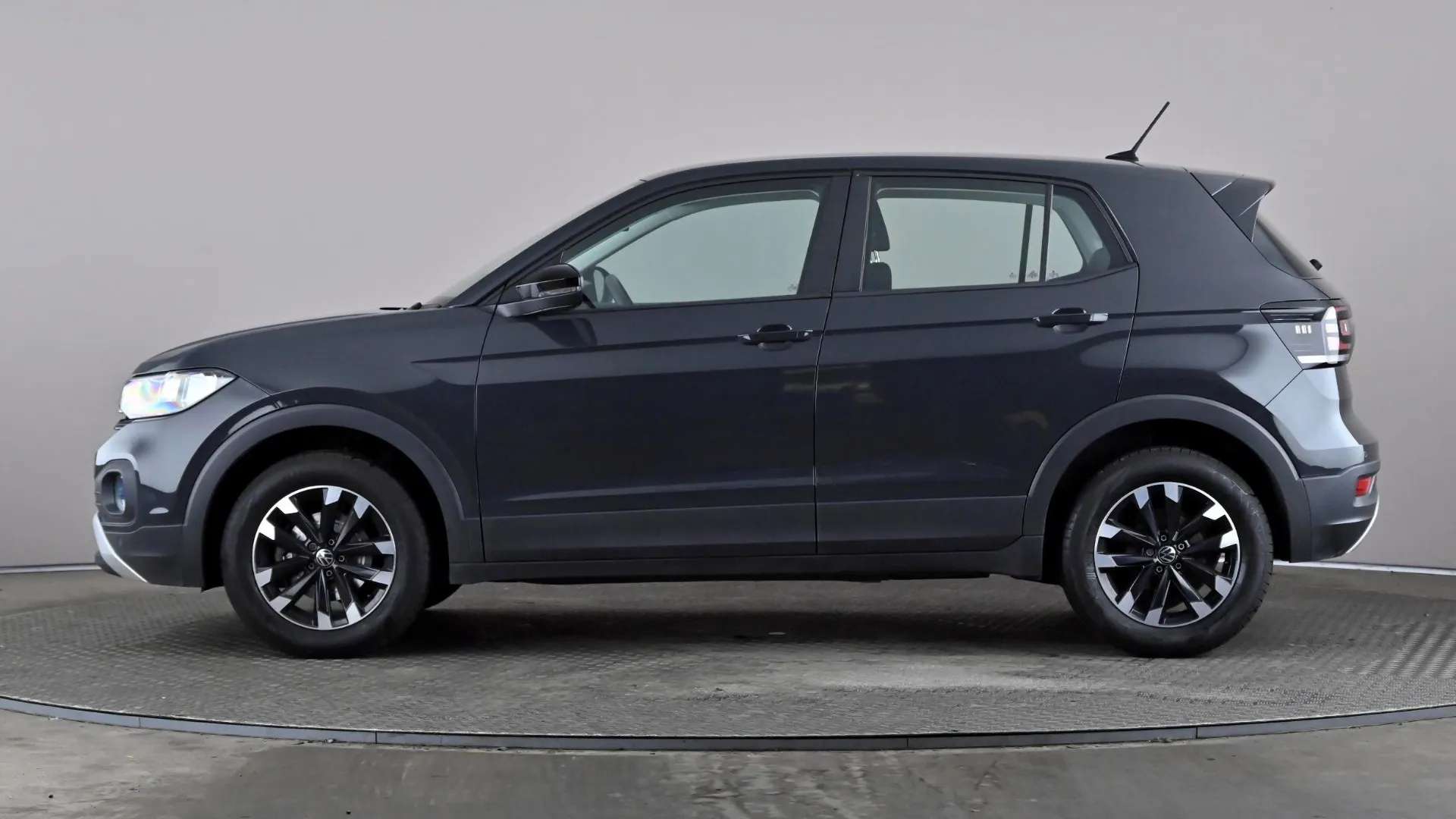 A 2021 VOLKSWAGEN T-CROSS 1.0 TSI S A 2021 VOLKSWAGEN T-CROSS 1.0 TSI S