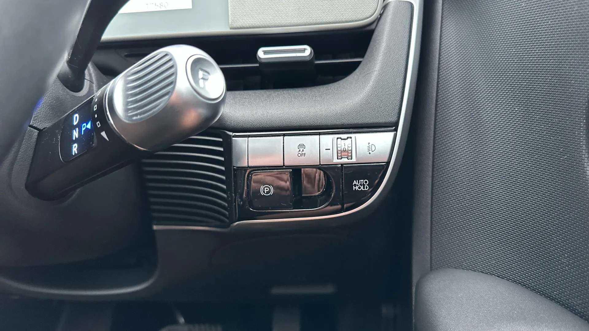 2024 HYUNDAI IONIQ 5 2024 HYUNDAI IONIQ 5