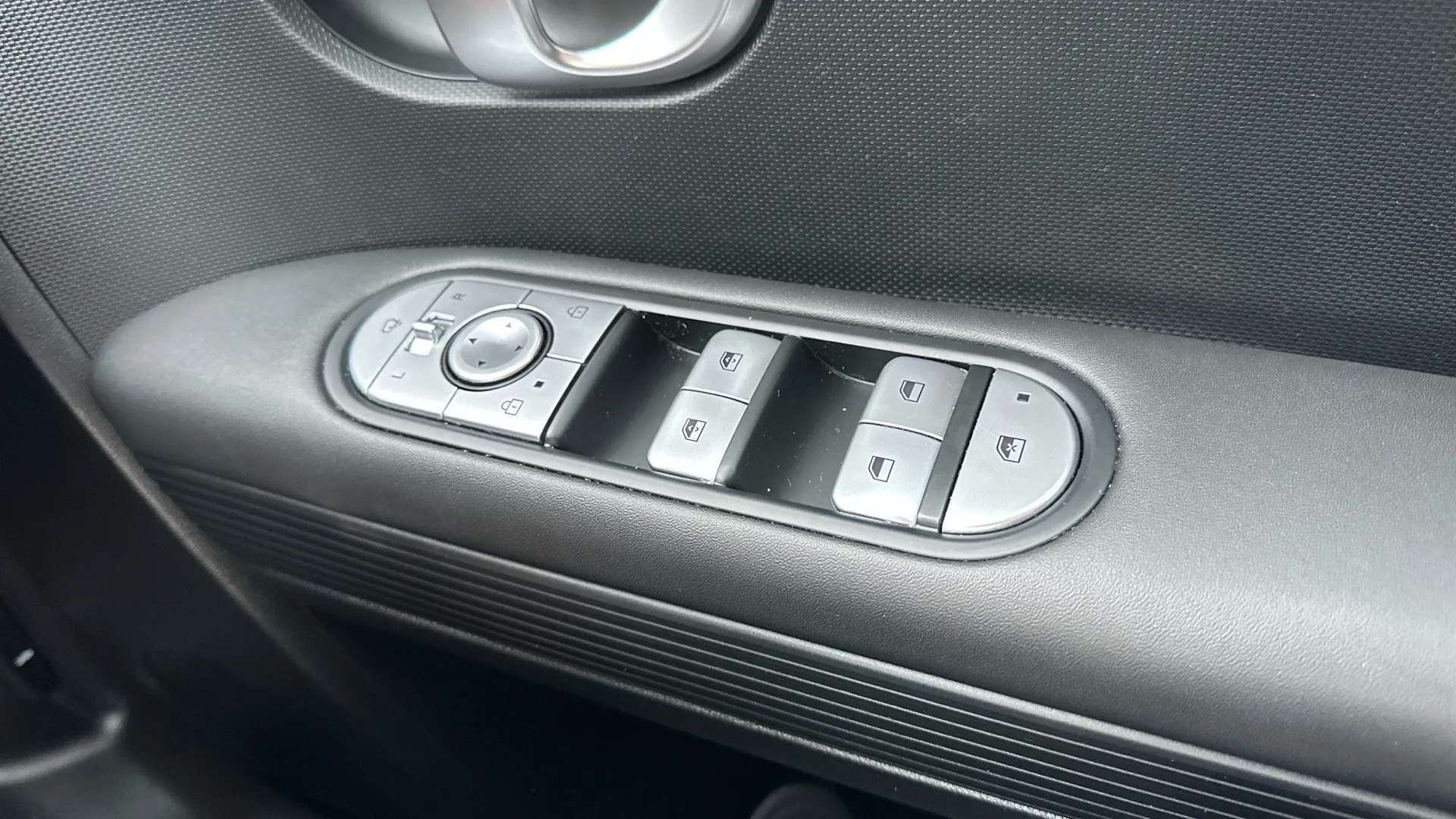 2024 HYUNDAI IONIQ 5 2024 HYUNDAI IONIQ 5