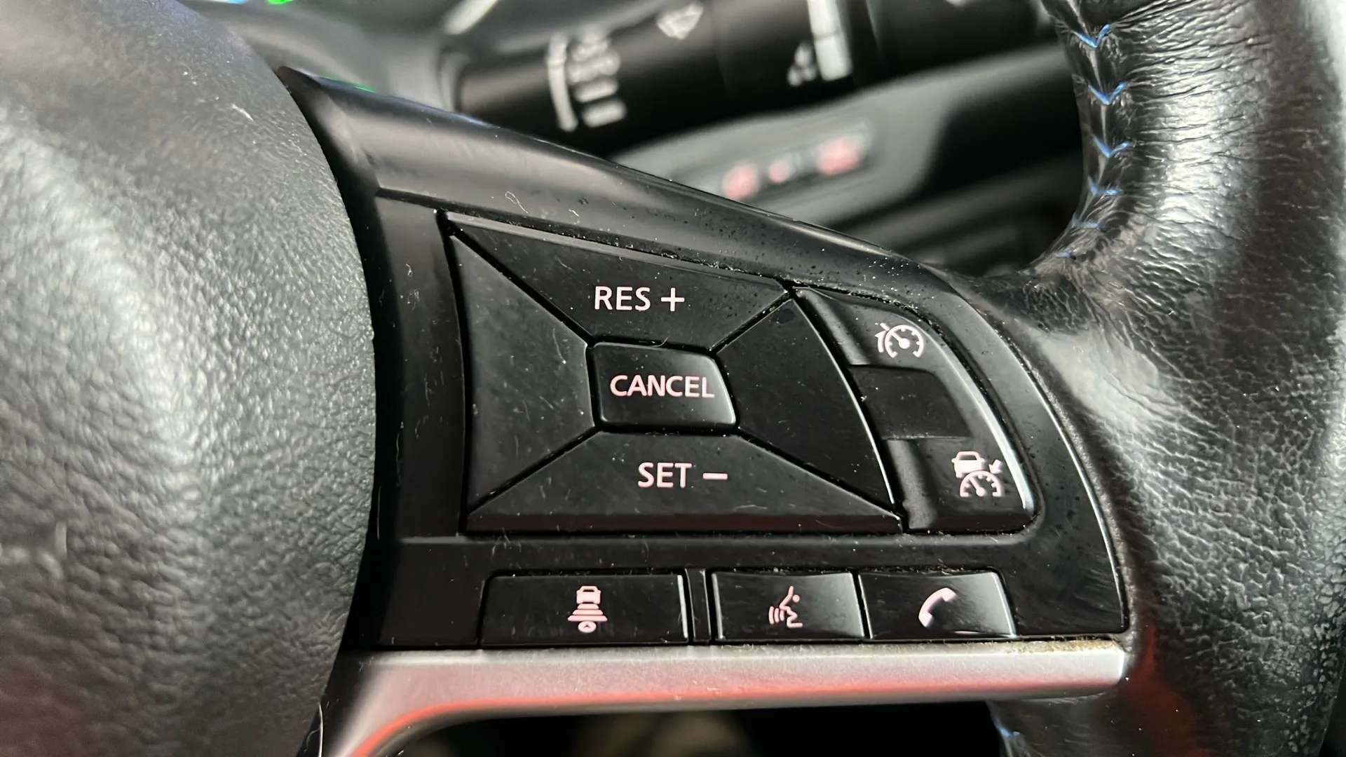 2023 NISSAN LEAF 2023 NISSAN LEAF