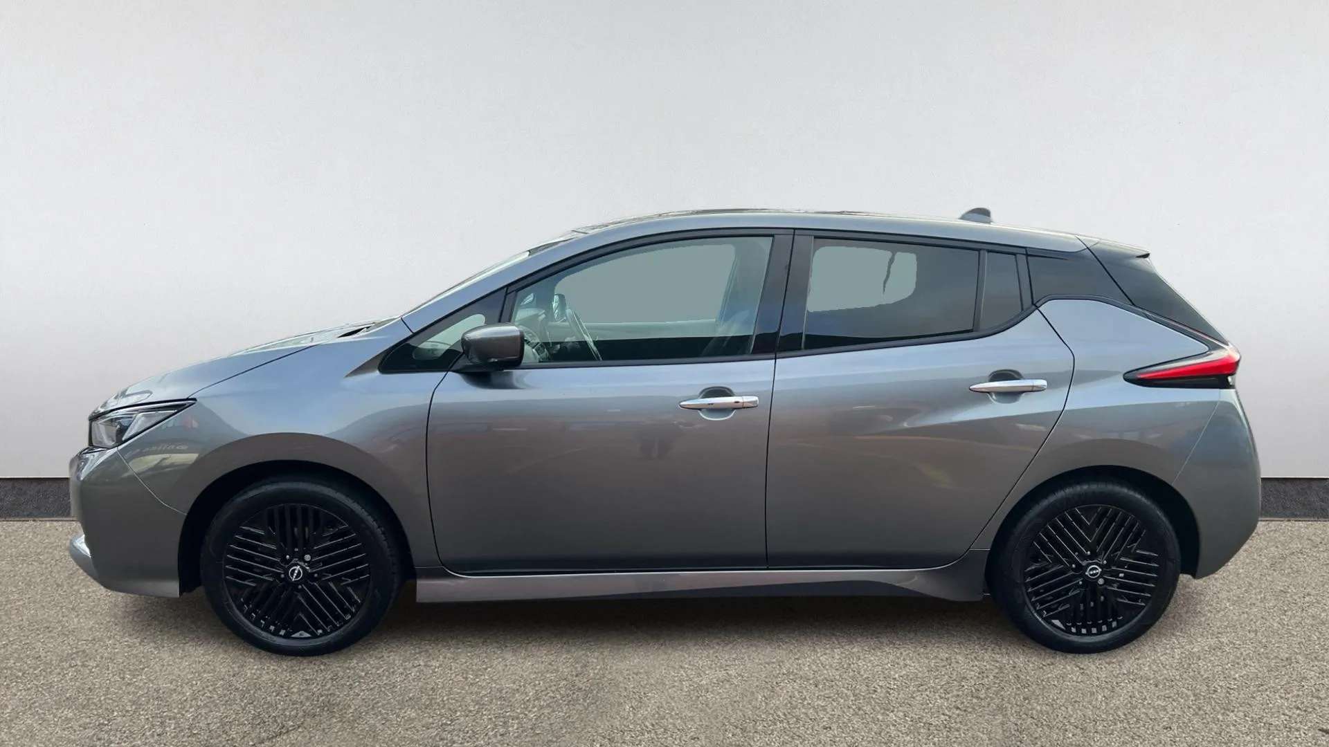 A 2022 NISSAN LEAF 110kW N-Connecta 39kWh Auto A 2022 NISSAN LEAF 110kW N-Connecta 39kWh Auto