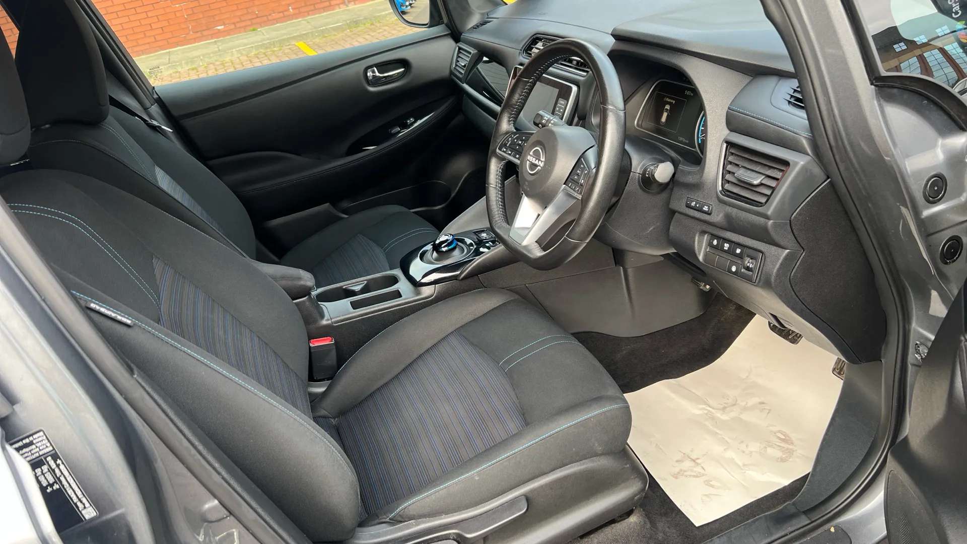 2022 NISSAN LEAF 2022 NISSAN LEAF