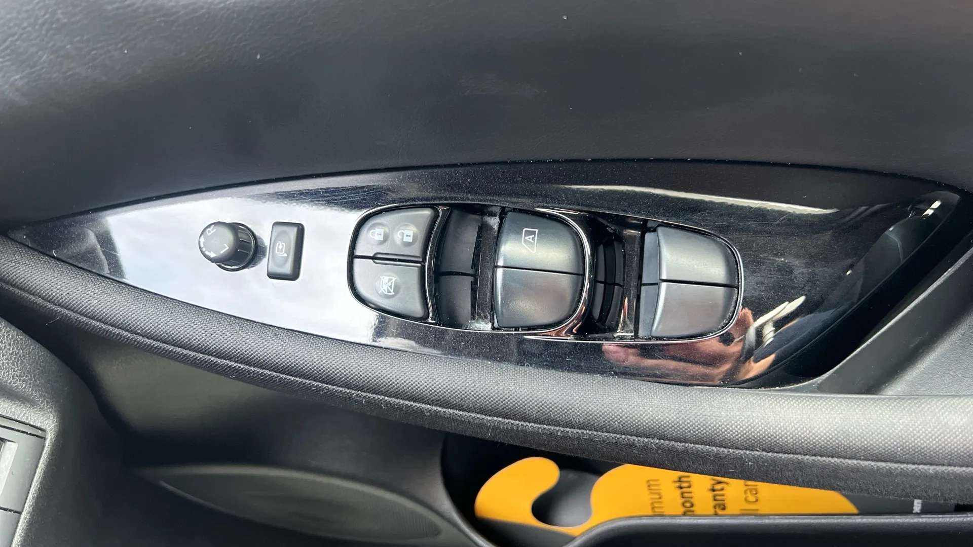 2022 NISSAN LEAF 2022 NISSAN LEAF