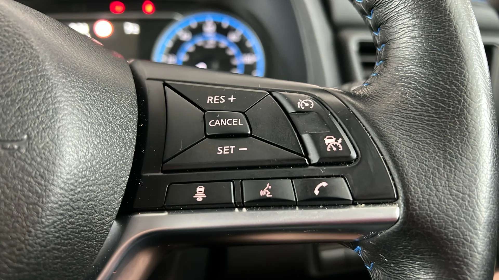 2022 NISSAN LEAF 2022 NISSAN LEAF