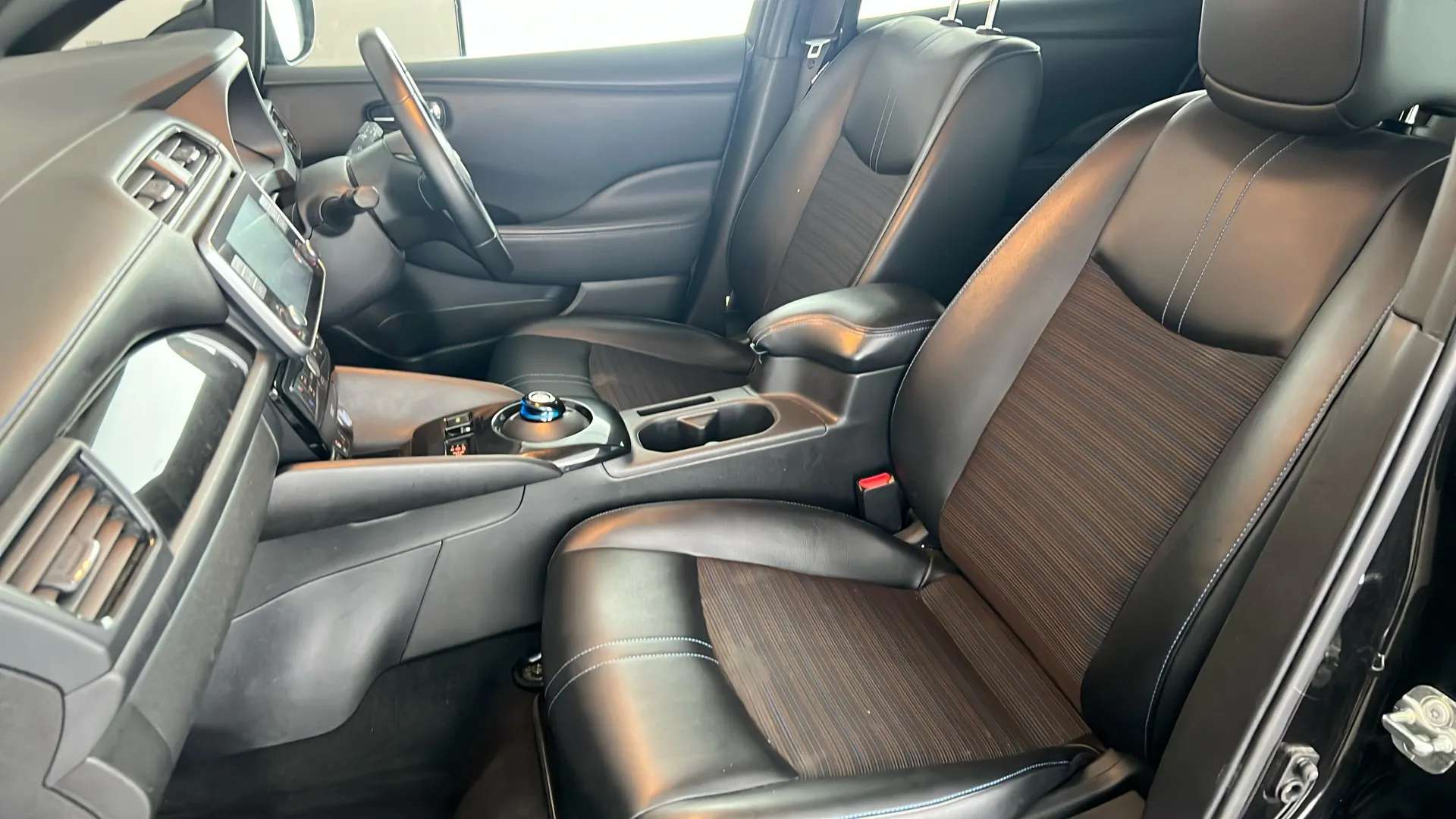 2022 NISSAN LEAF 2022 NISSAN LEAF