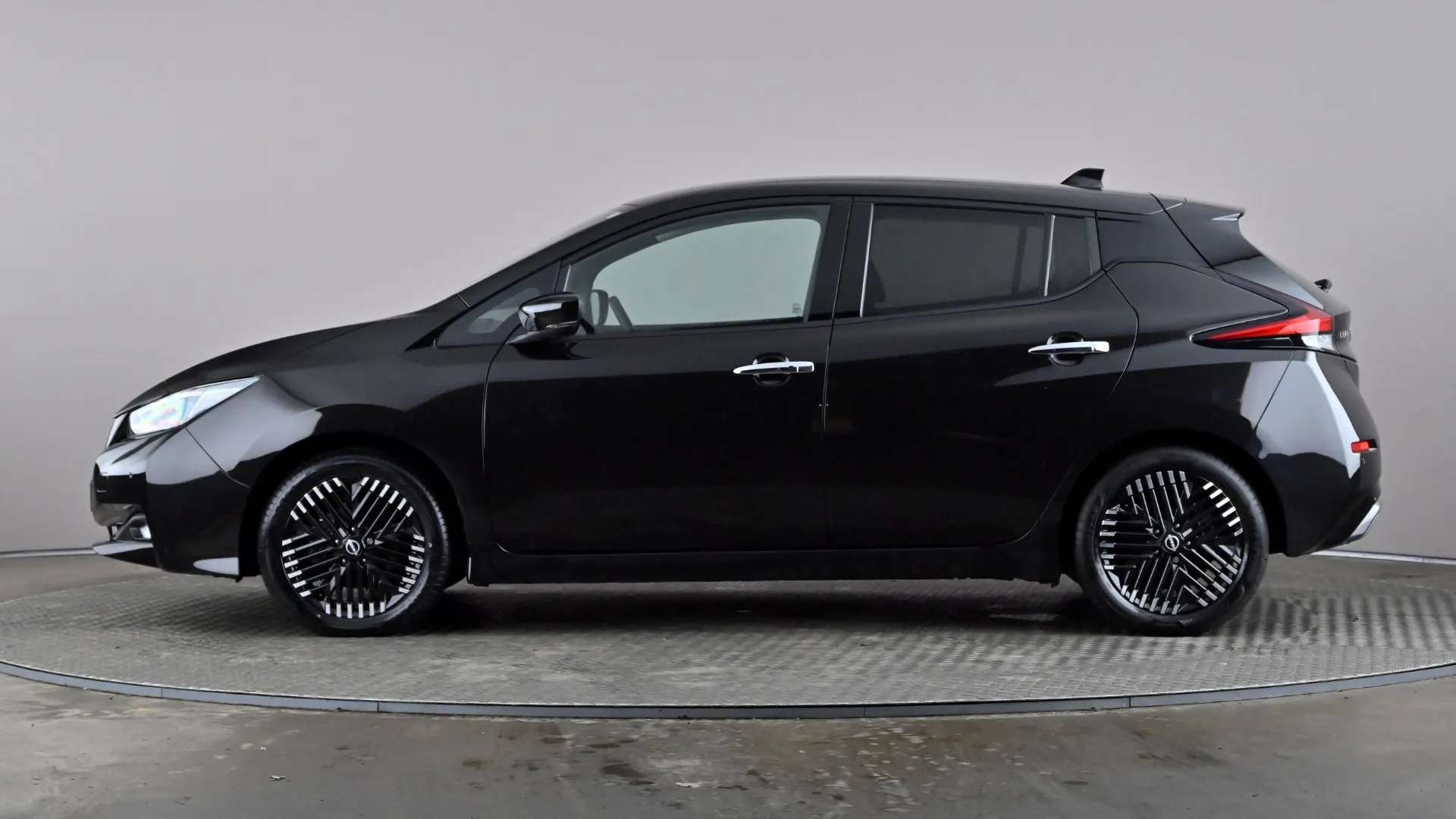 A 2022 NISSAN LEAF 110kW N-Connecta 39kWh Auto A 2022 NISSAN LEAF 110kW N-Connecta 39kWh Auto