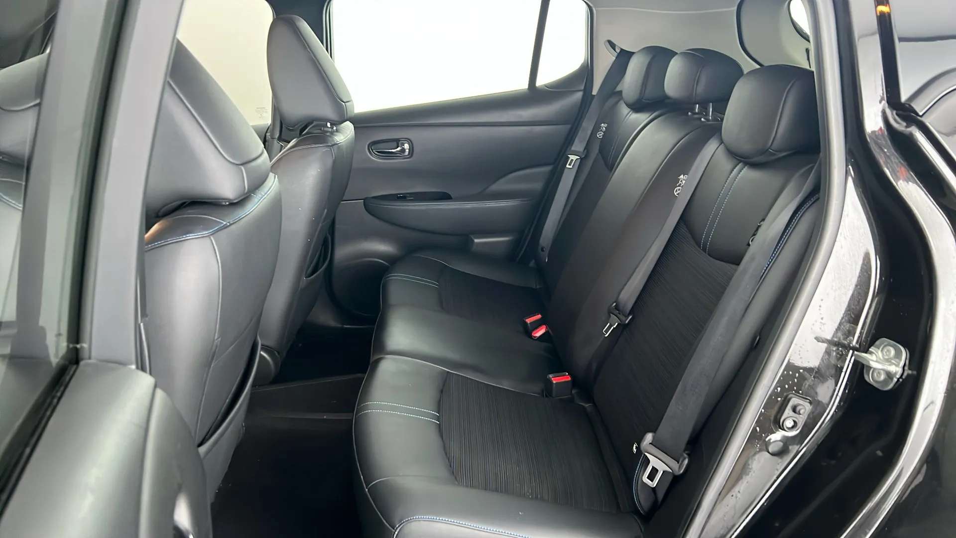 2022 NISSAN LEAF 2022 NISSAN LEAF