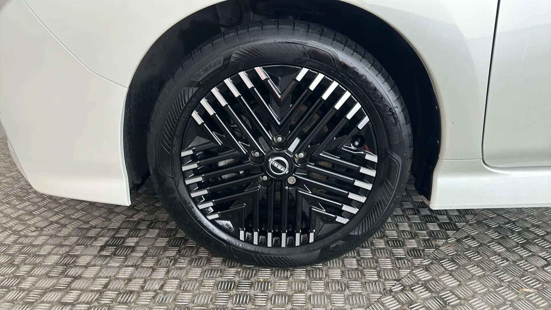 2024 NISSAN LEAF 2024 NISSAN LEAF